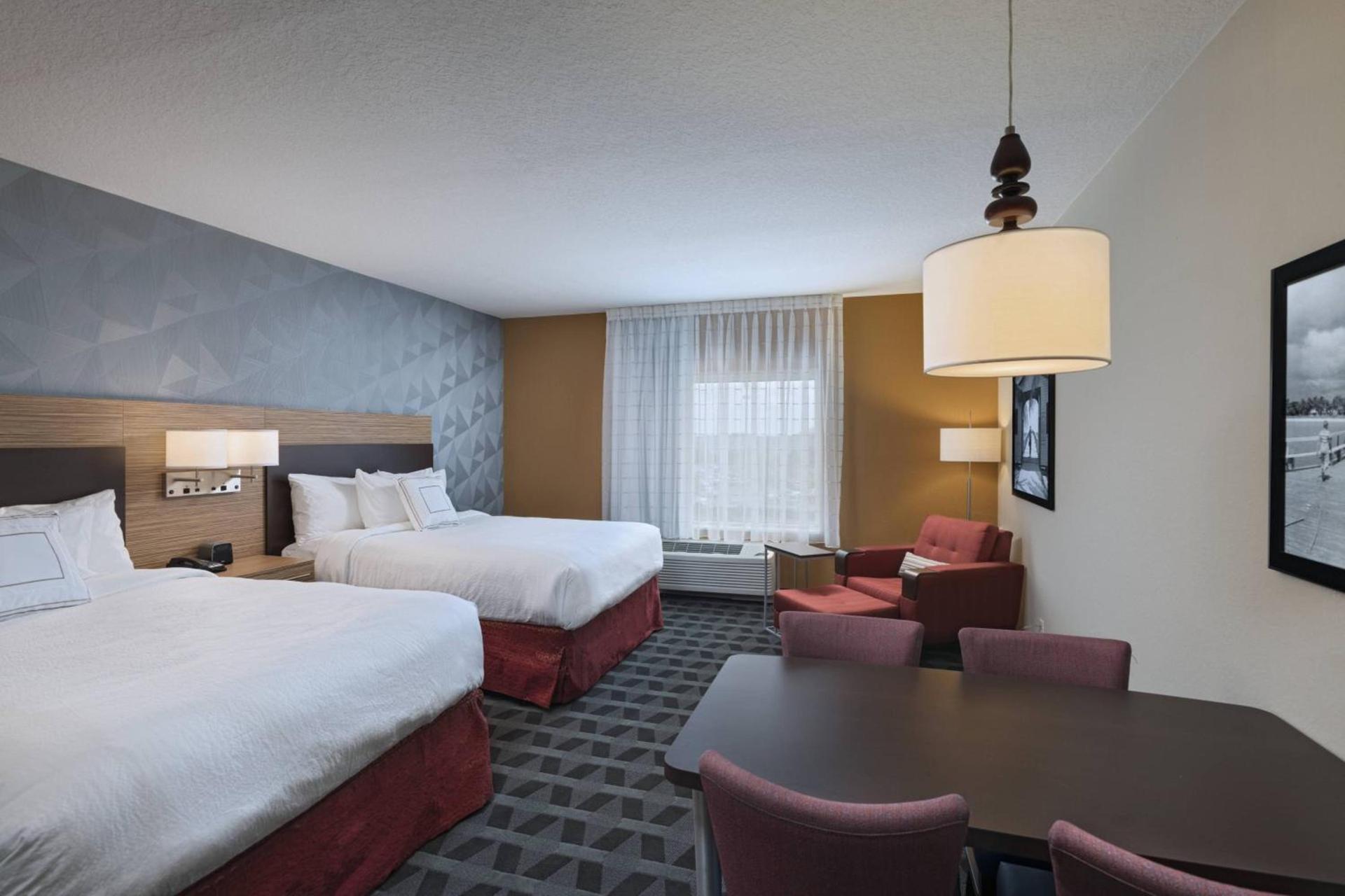 TownePlace Suites by Marriott Naples photo 10