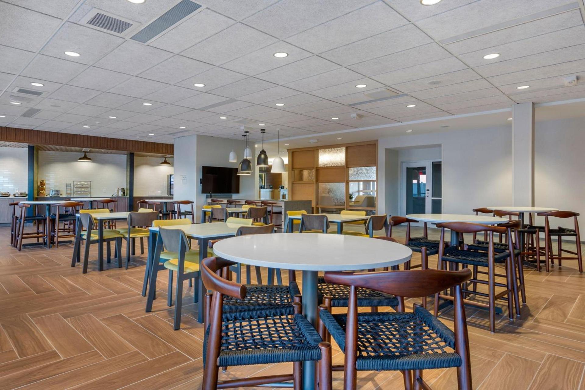 Fairfield by Marriott Inn & Suites Sandusky photo 27
