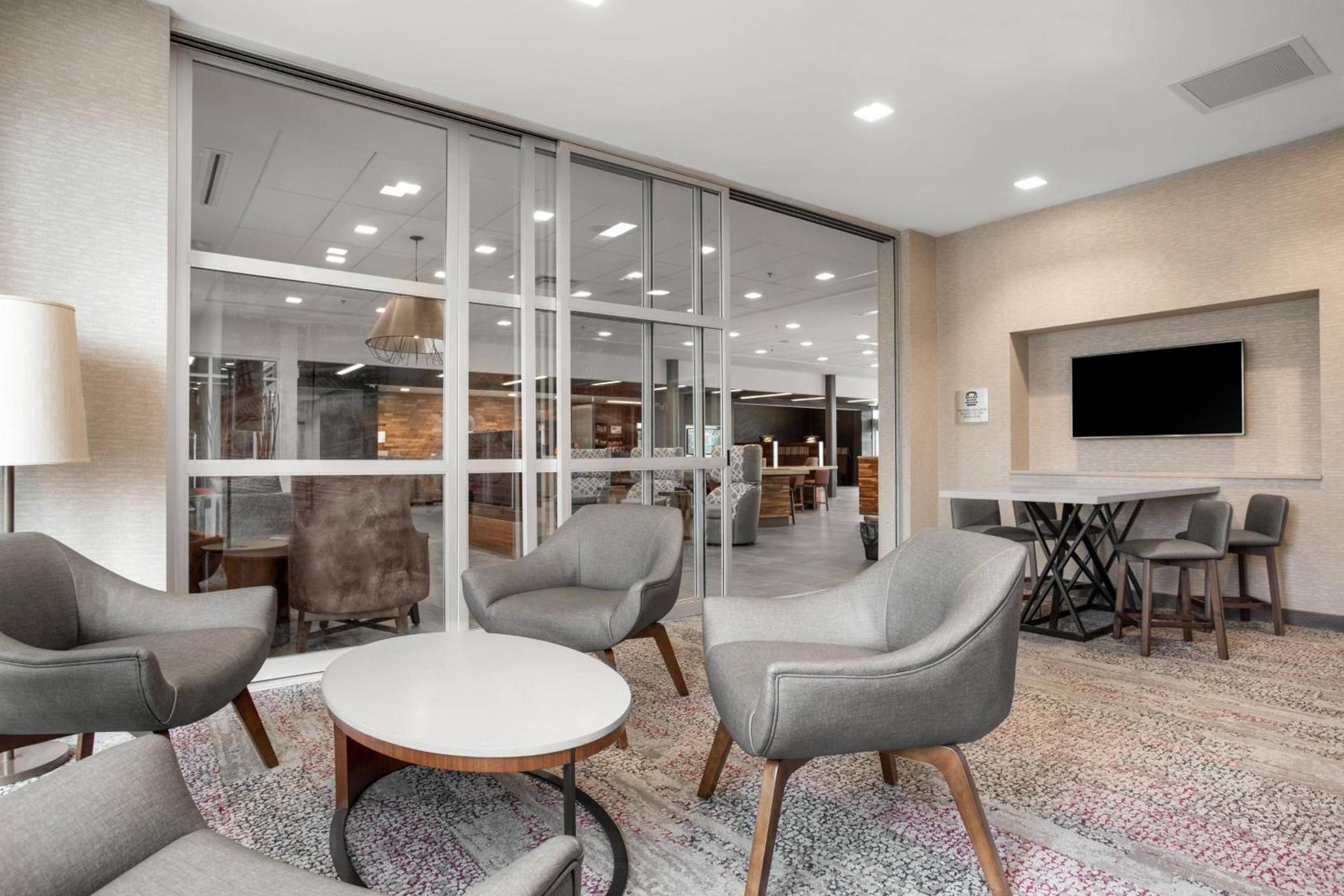 Courtyard by Marriott Jonesboro photo 12