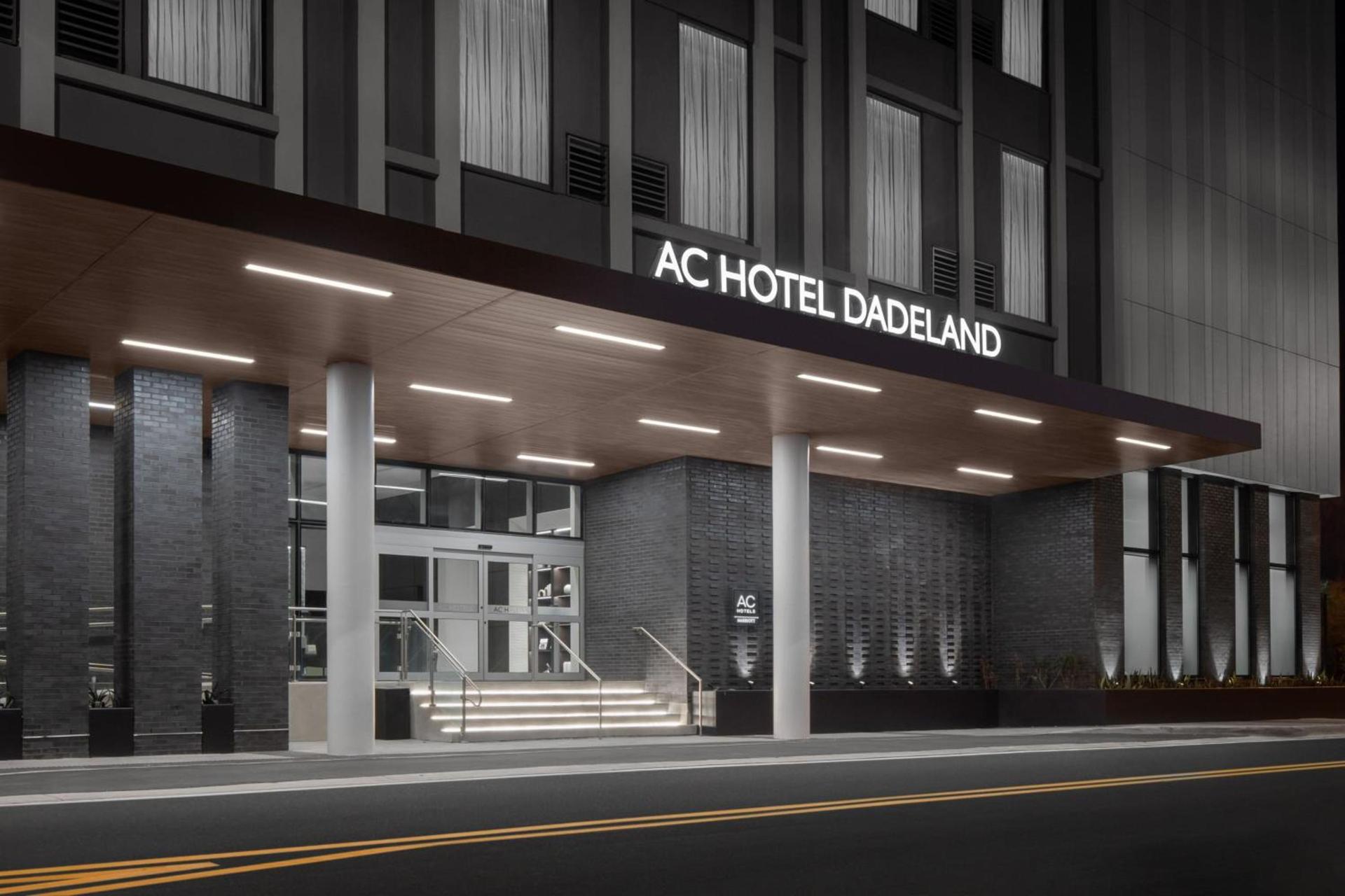 AC Hotel by Marriott Miami Dadeland photo 10