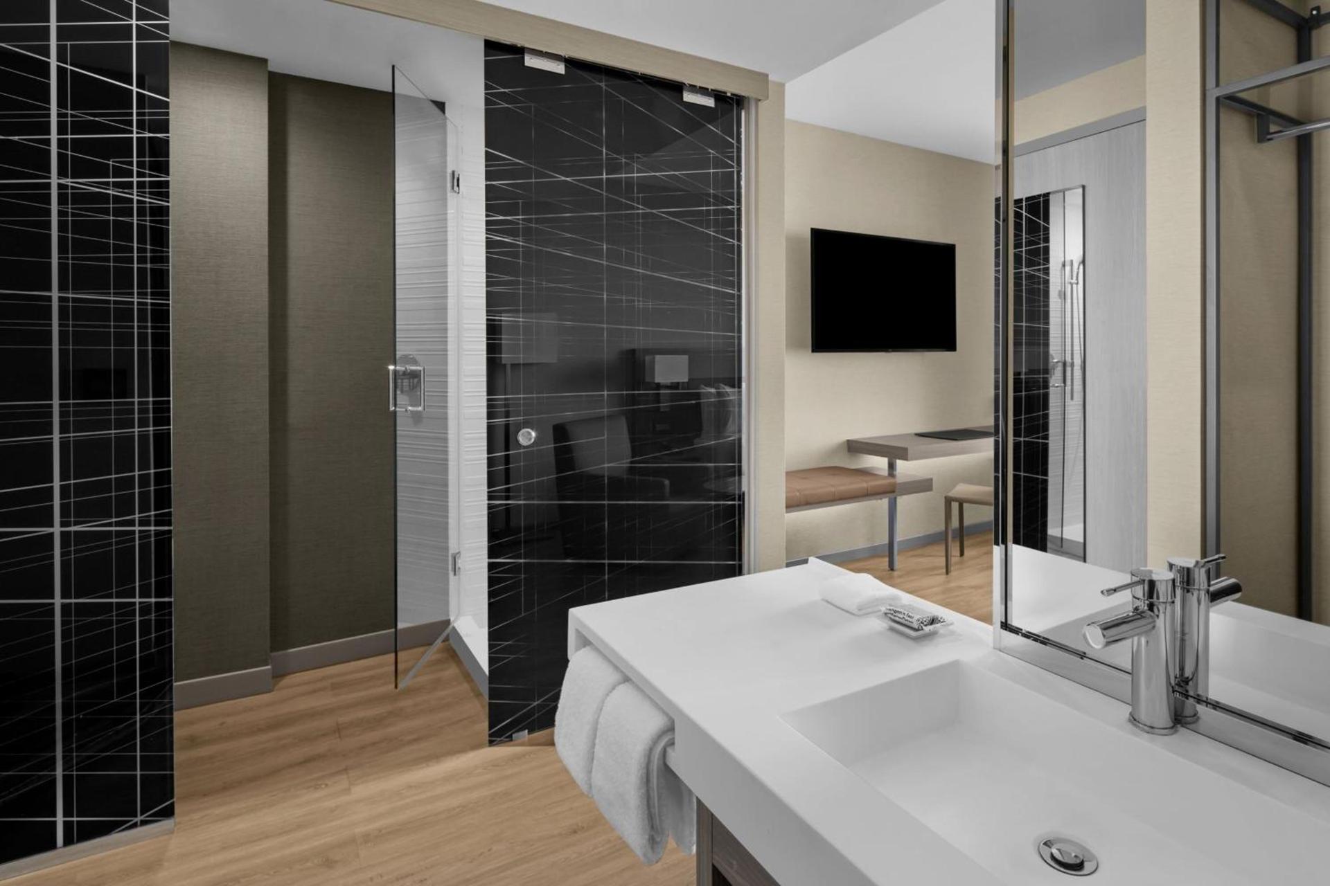 AC Hotel by Marriott Miami Dadeland photo 26