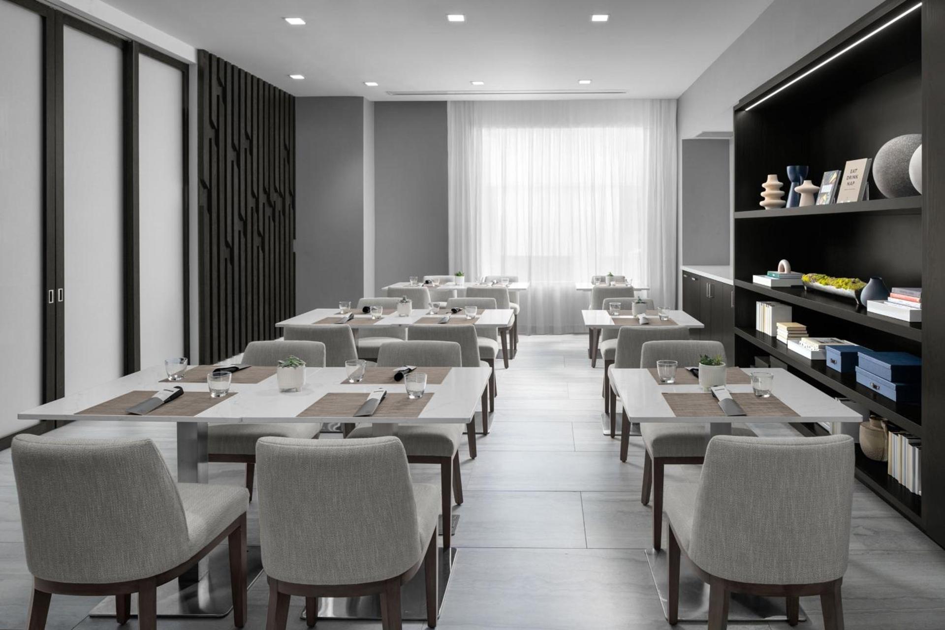 AC Hotel by Marriott Miami Dadeland photo 35