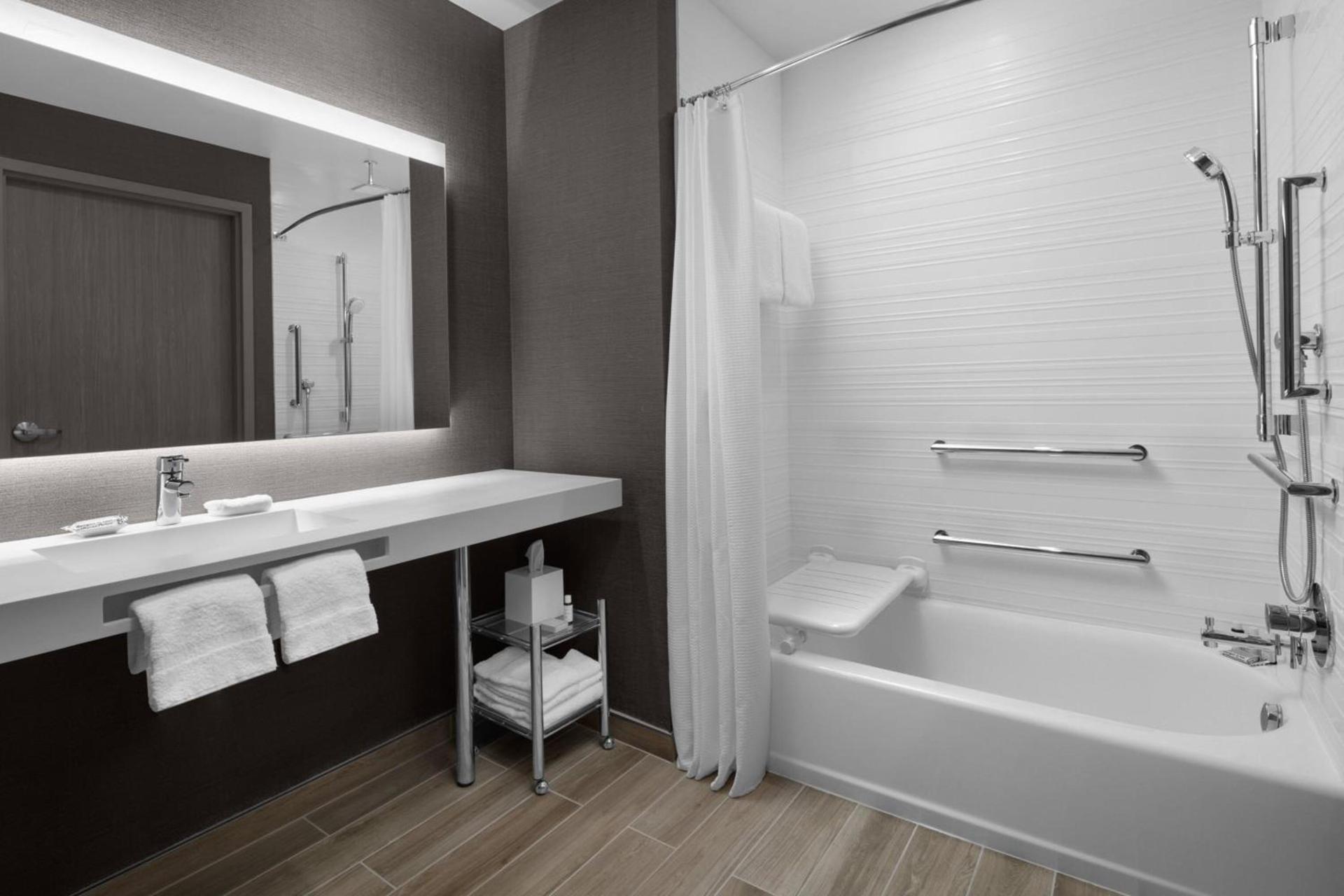 AC Hotel by Marriott Miami Dadeland photo 29