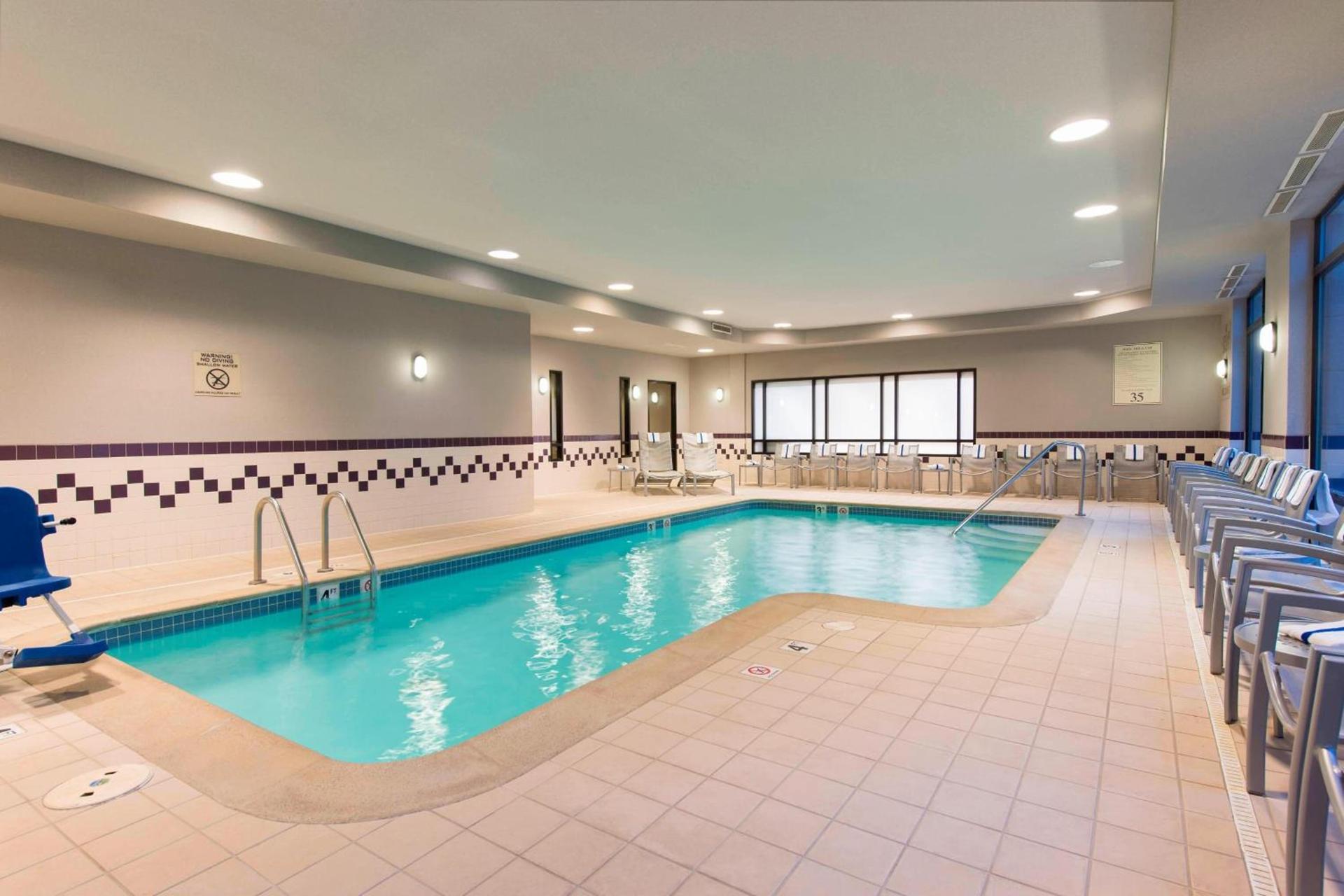 SpringHill Suites Grand Rapids North photo 25