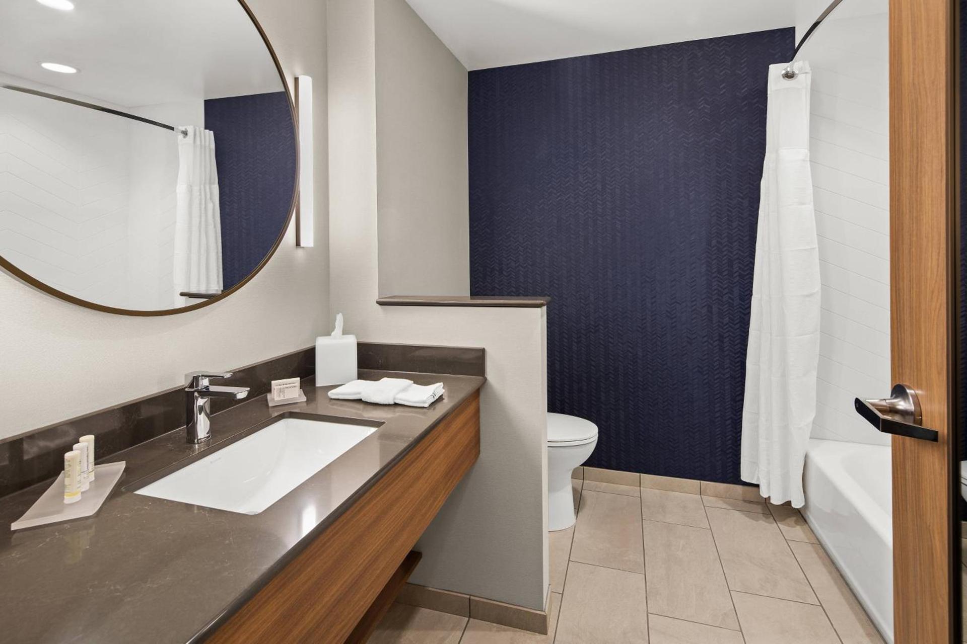 Fairfield by Marriott Inn & Suites Duluth photo 7