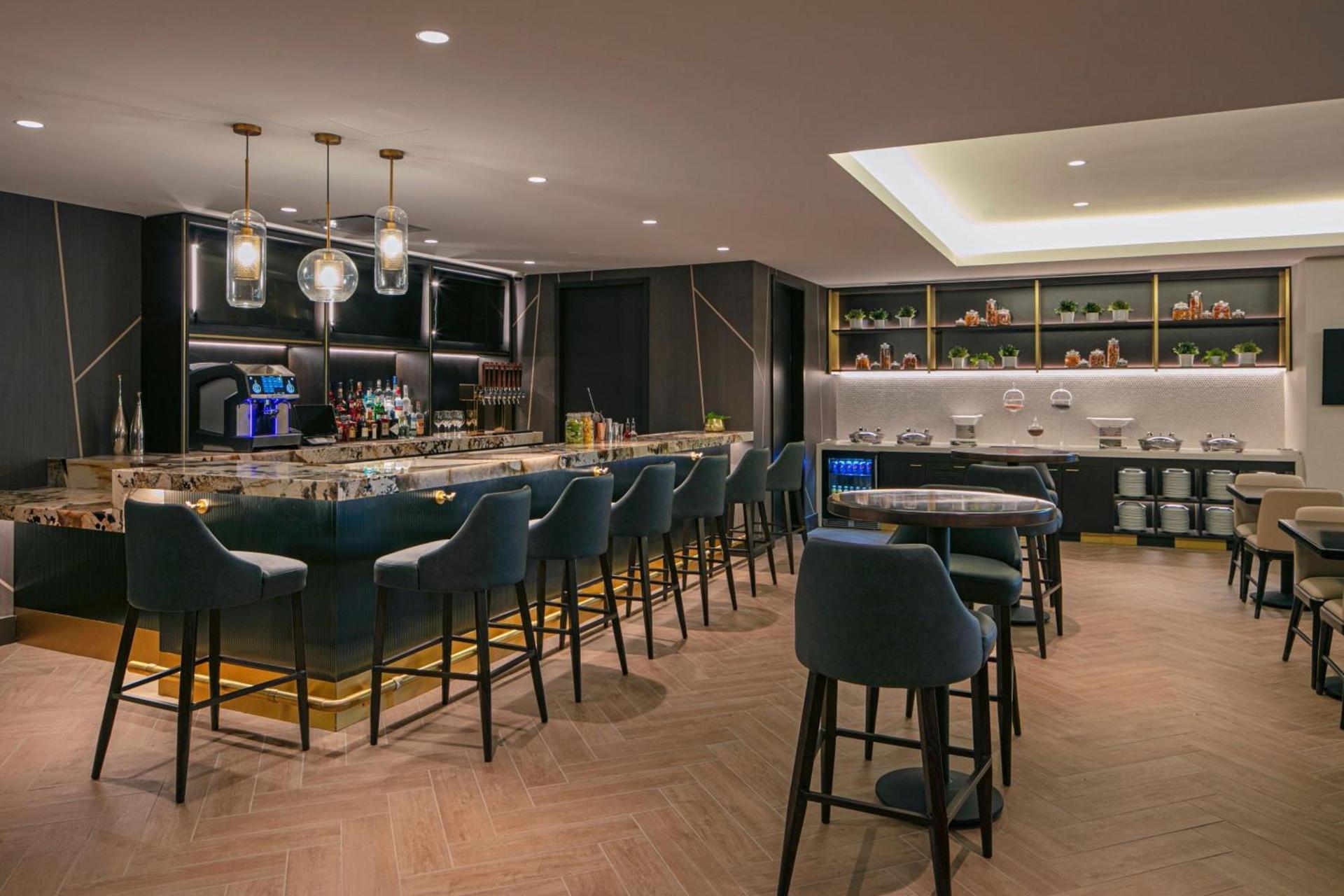 New York Marriott Marquis photo 38