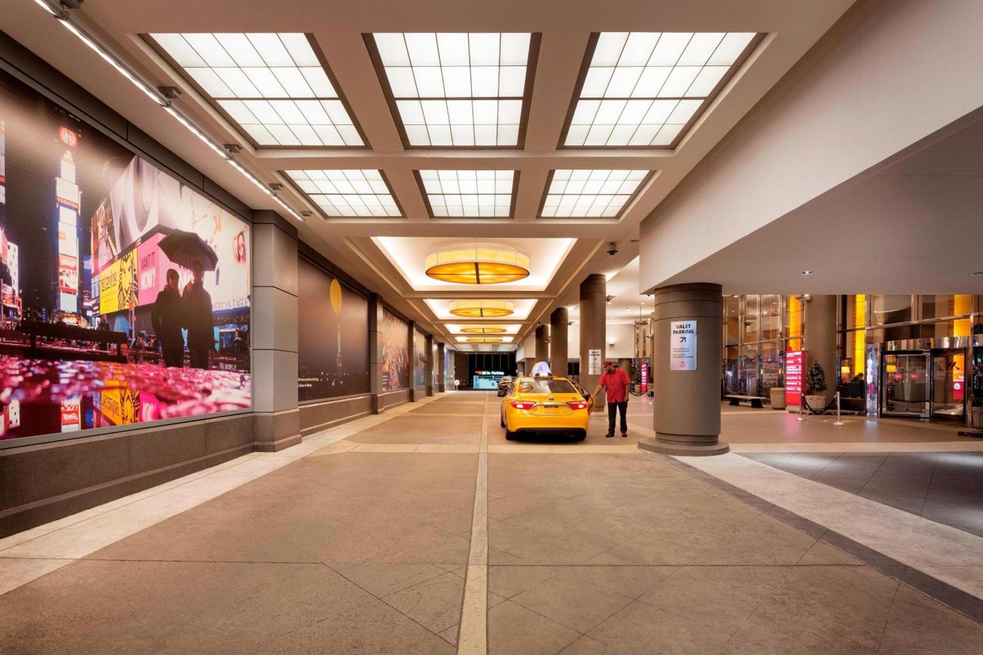 New York Marriott Marquis photo 11