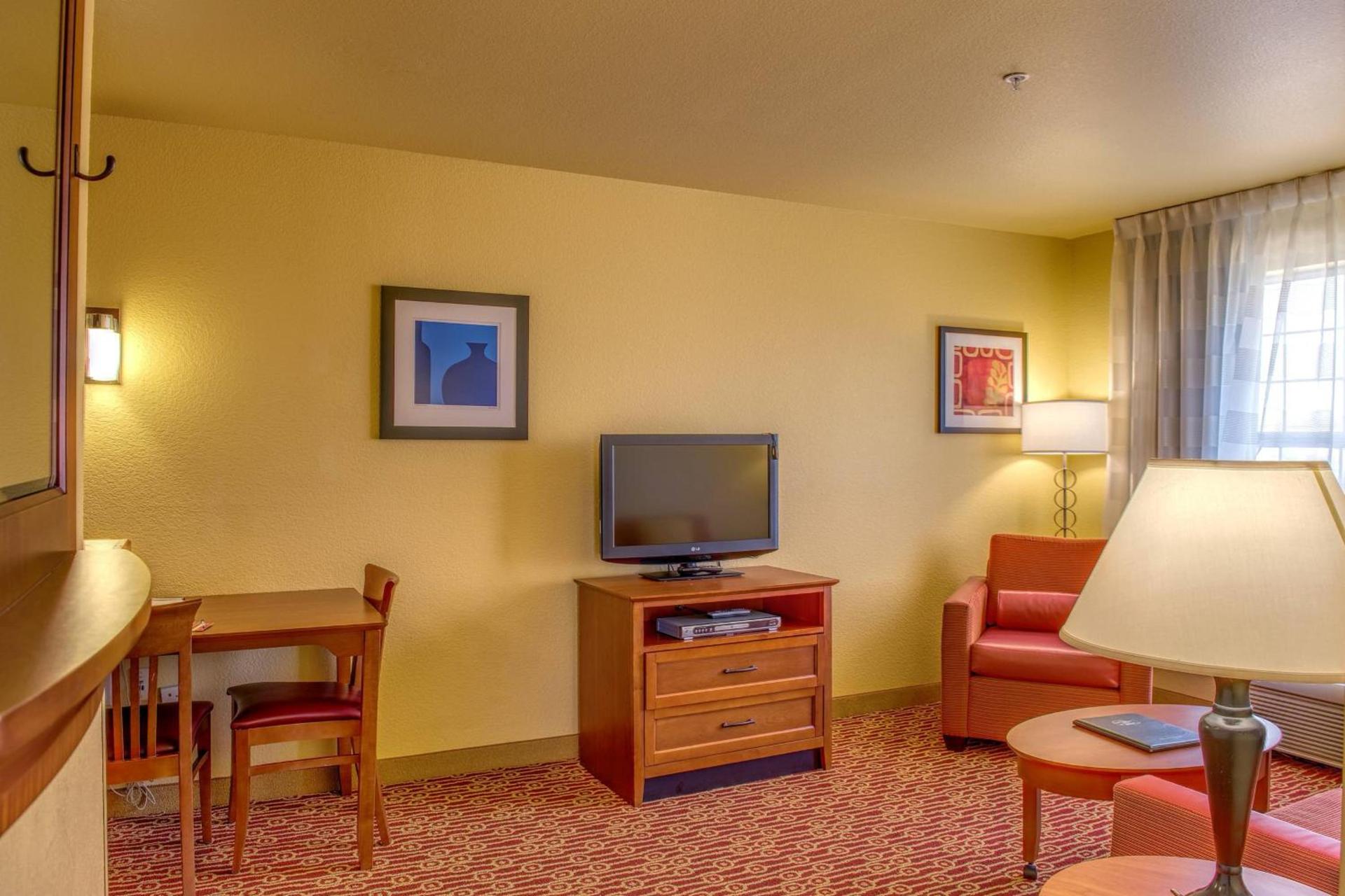 TownePlace Suites by Marriott Las Cruces photo 13