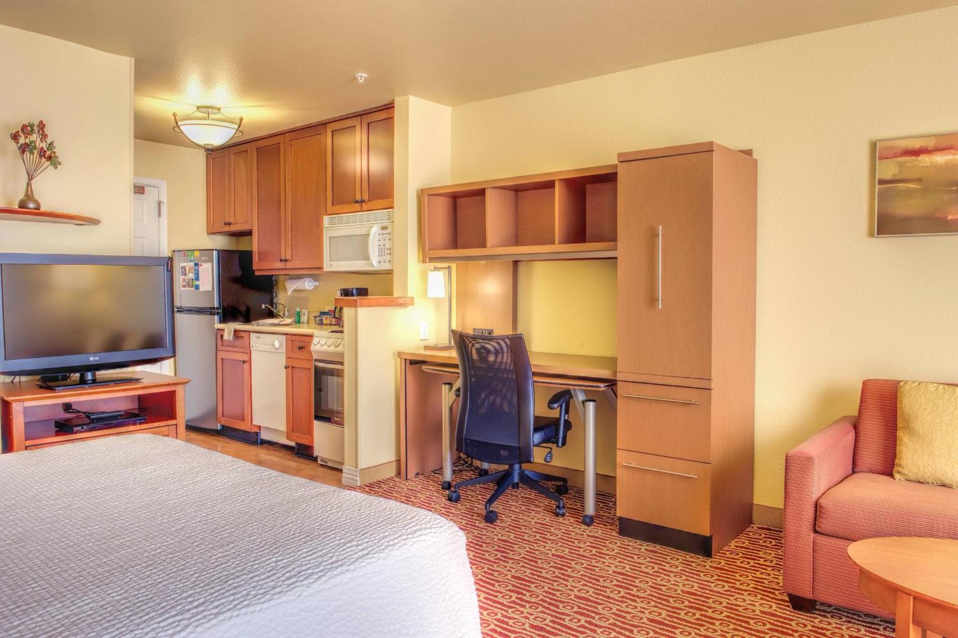 TownePlace Suites by Marriott Las Cruces photo 17