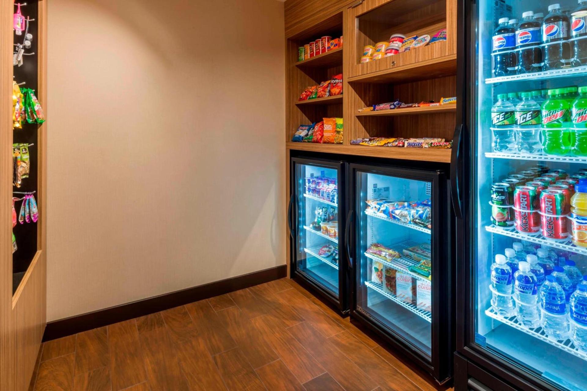 Towneplace Suites By Marriott Hays photo 27