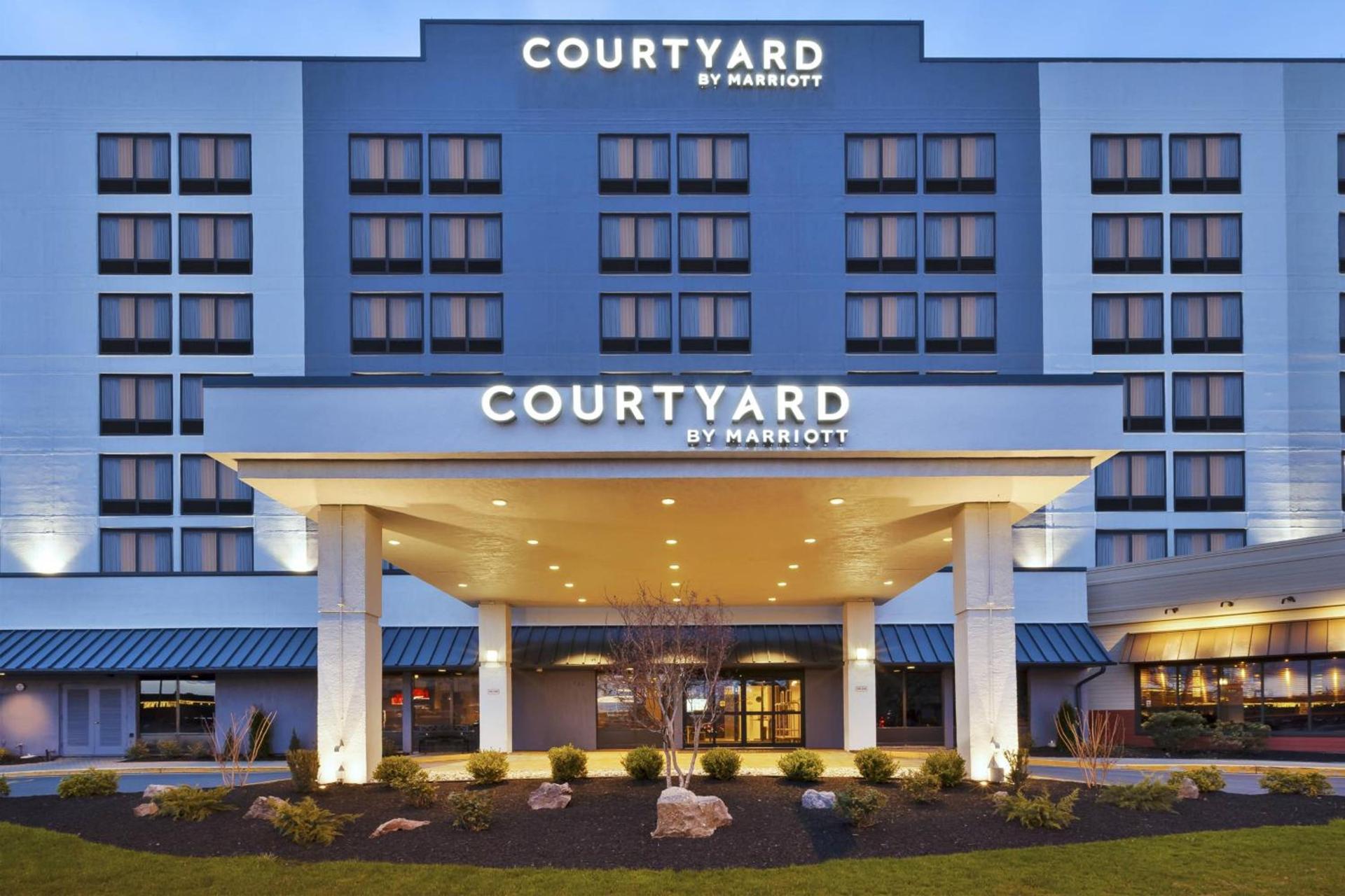 Courtyard by Marriott Secaucus Meadowlands — hotel in Secaucus