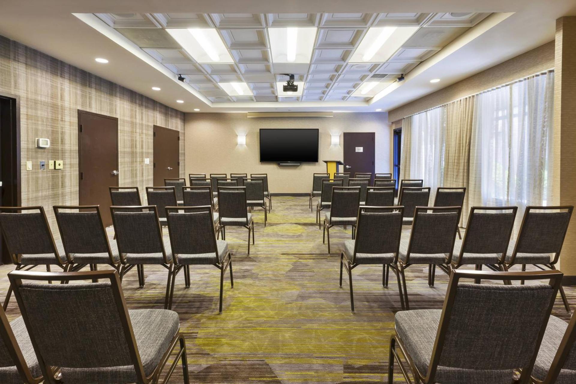 Courtyard by Marriott Secaucus Meadowlands photo 28