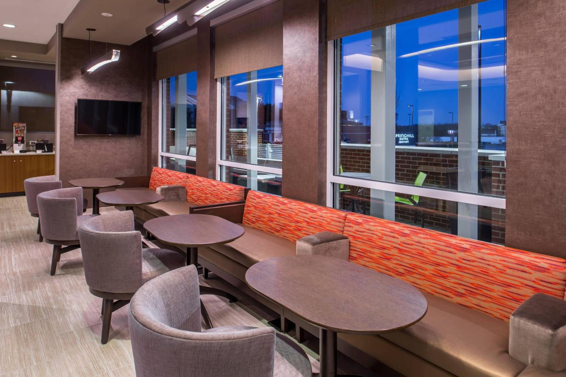 SpringHill Suites by Marriott Greensboro Airport photo 17