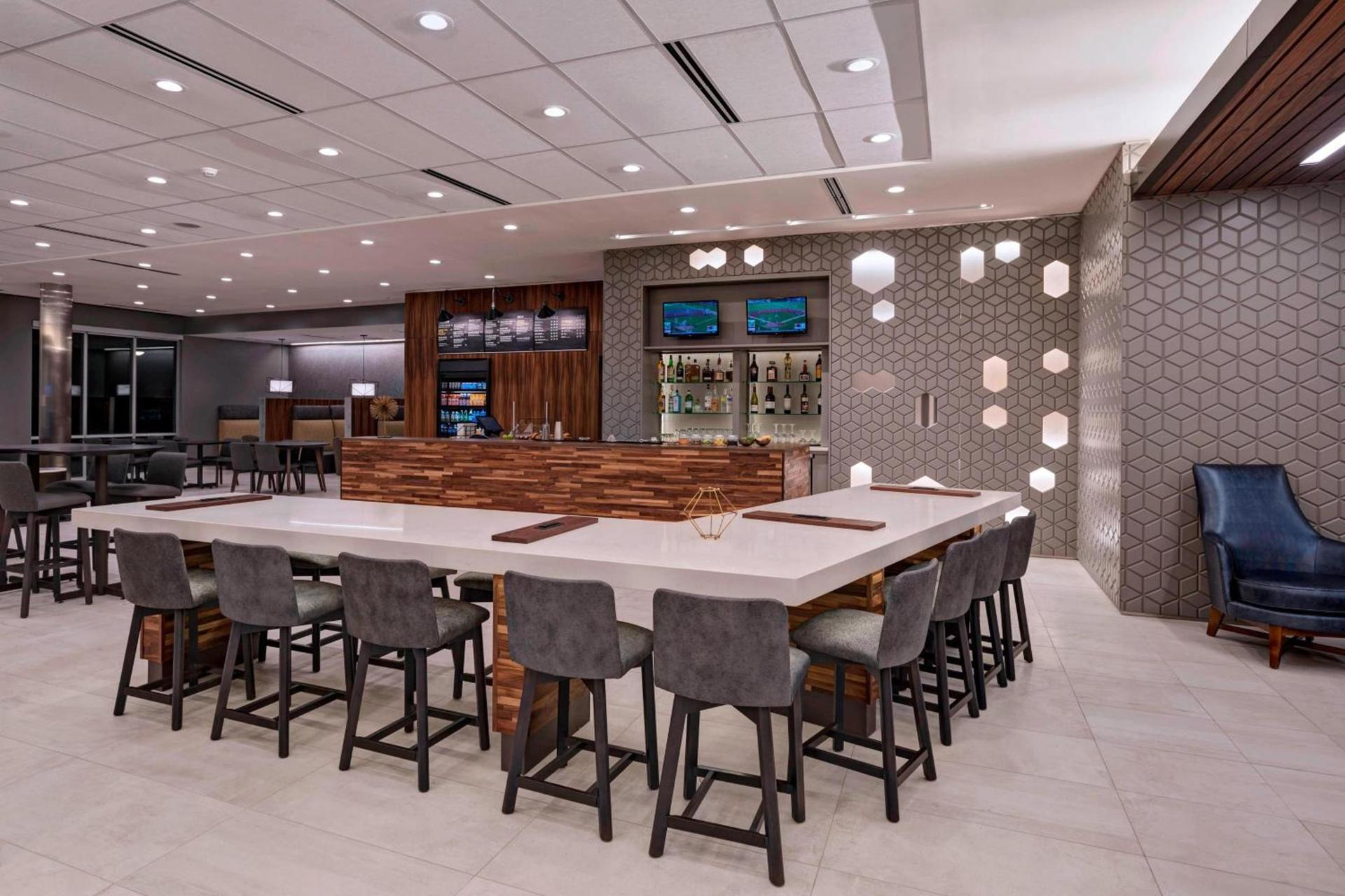 Courtyard by Marriott Houston Sugar Land/Lake Pointe photo 39