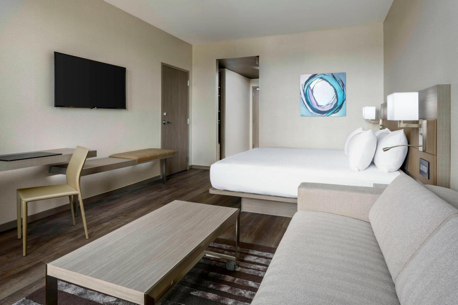 AC Hotel by Marriott Spartanburg photo 9