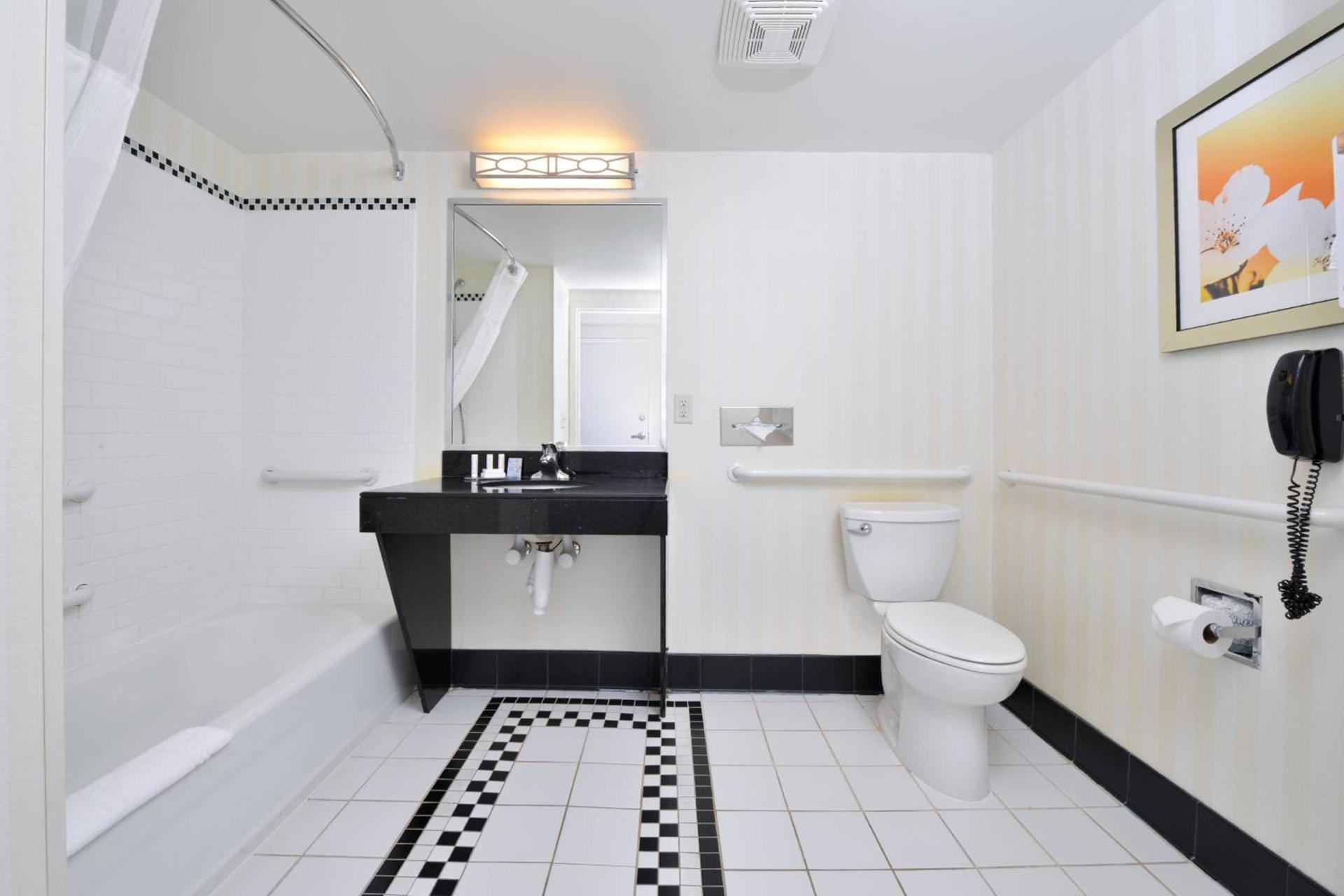 Fairfield Inn and Suites by Marriott Asheboro photo 16