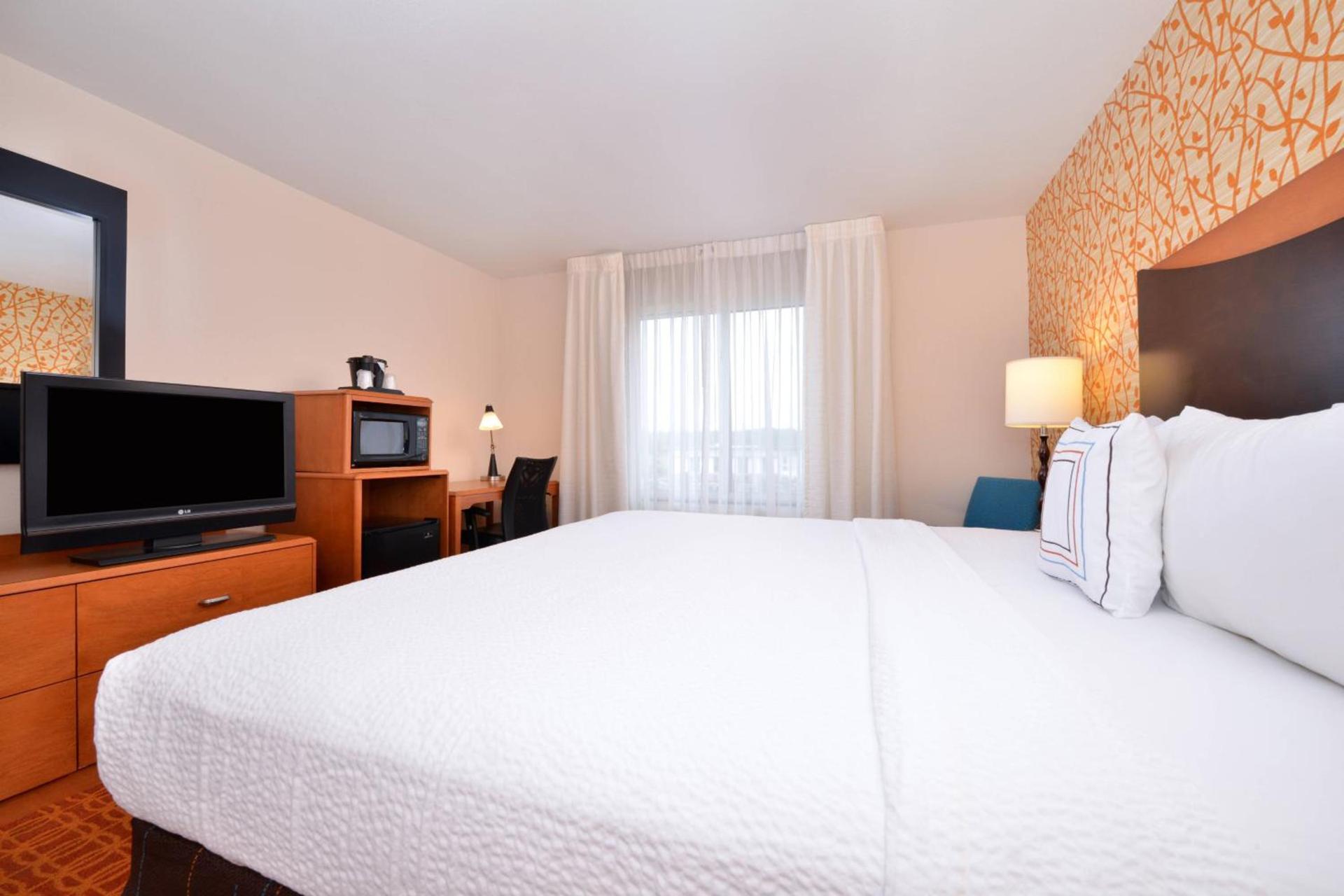 Fairfield Inn and Suites by Marriott Asheboro photo 9