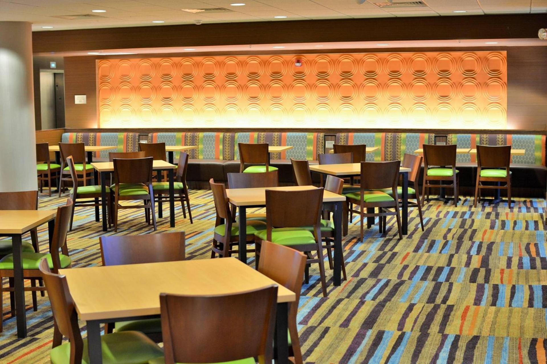 Fairfield Inn & Suites by Marriott Omaha Northwest photo 17