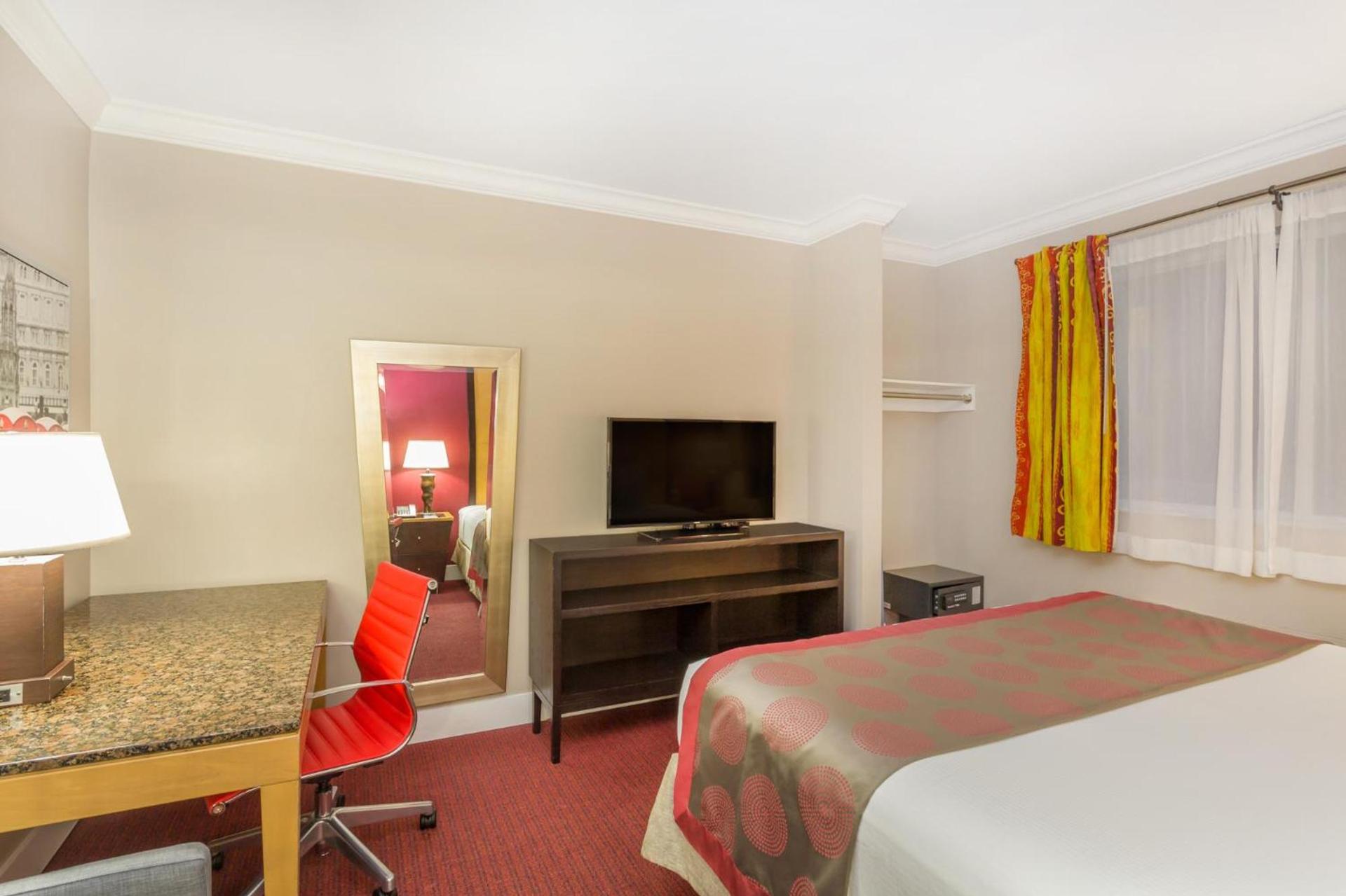 Ramada by Wyndham Miami Springs/Miami International Airport photo 54