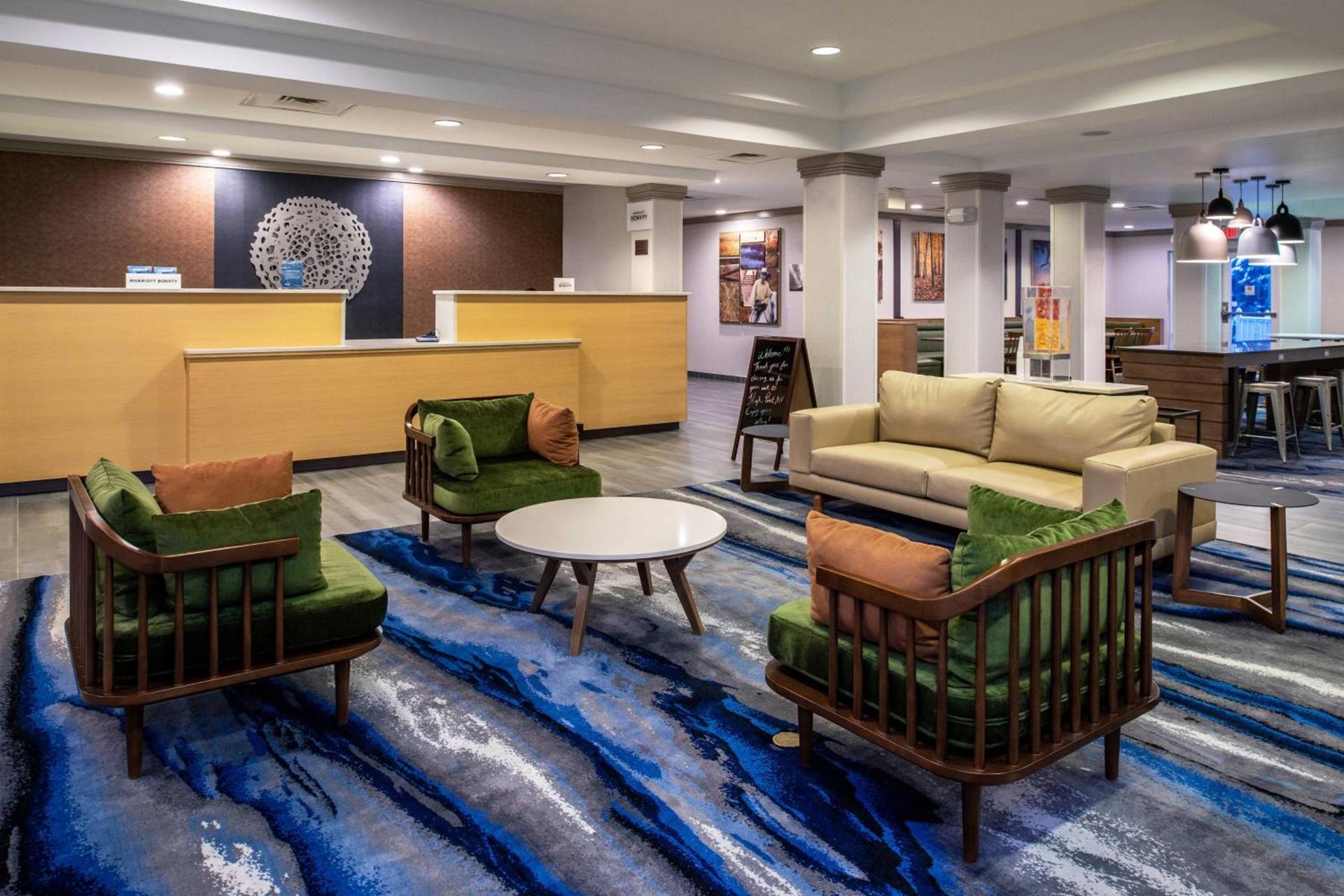 Fairfield Inn & Suites High Point Archdale photo 2