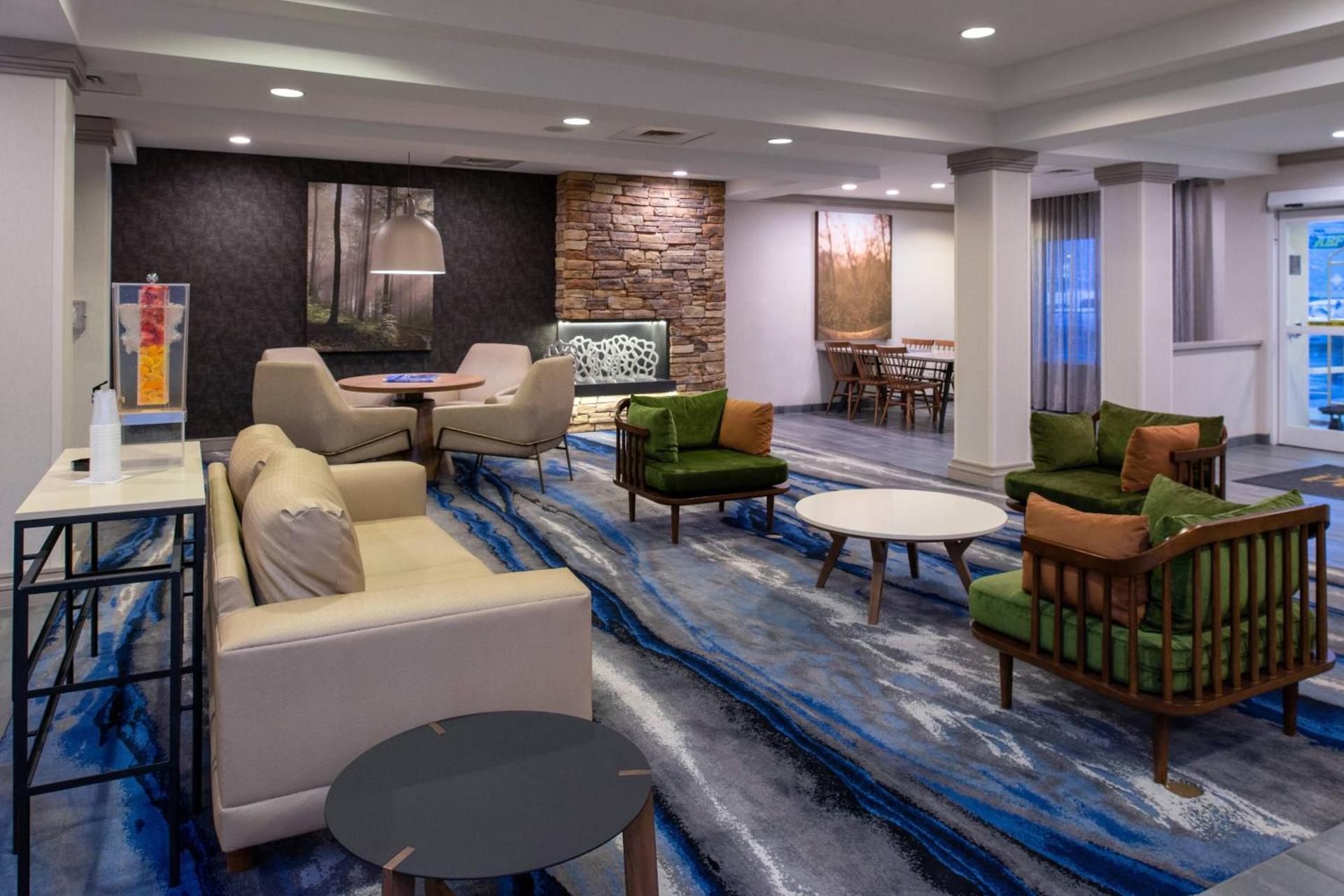 Fairfield Inn & Suites High Point Archdale photo 4