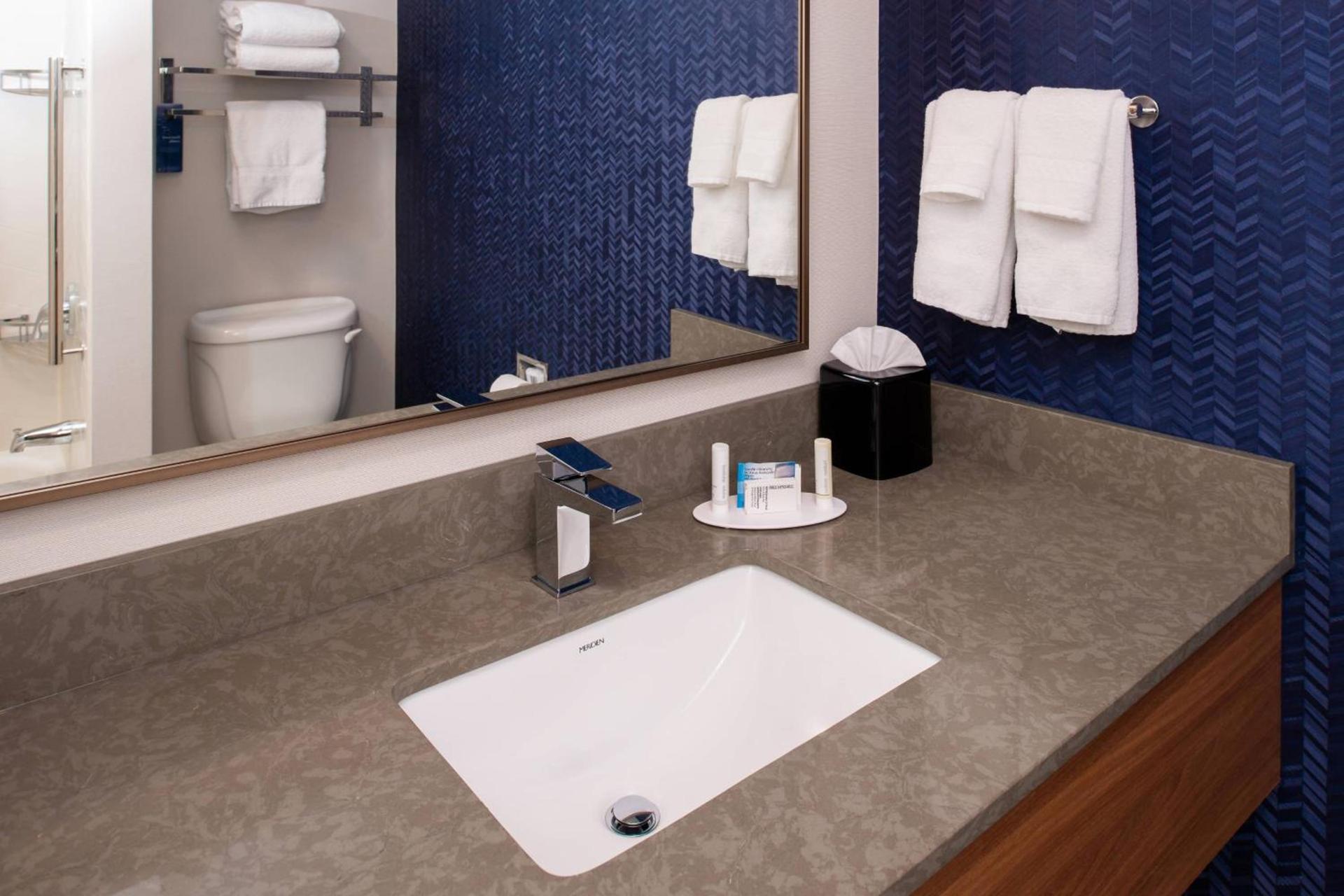 Fairfield Inn & Suites High Point Archdale photo 9