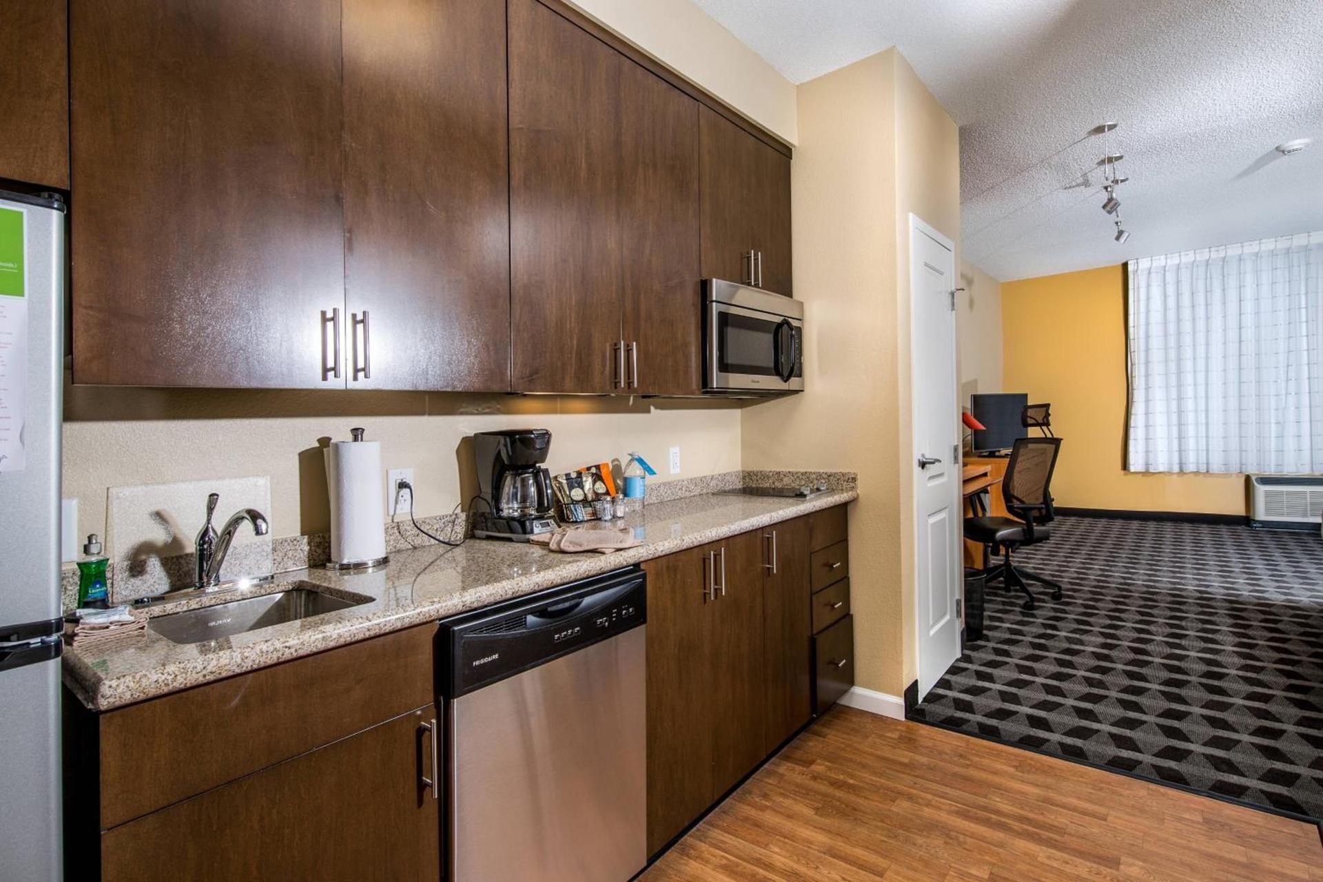 TownePlace Suites by Marriott Florence photo 21