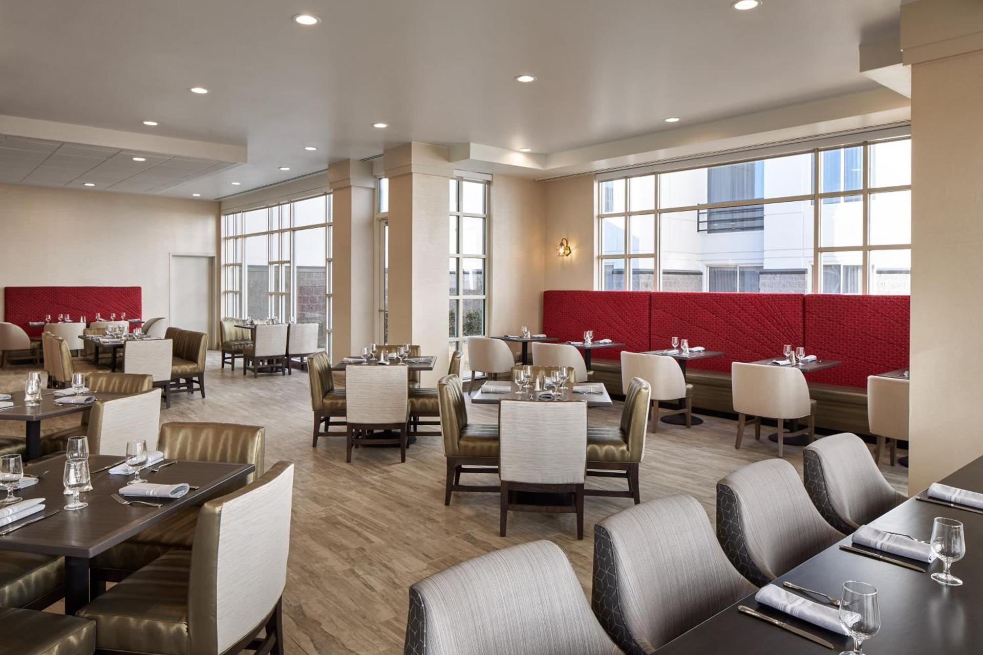 Sheraton Richmond Airport Hotel photo 19
