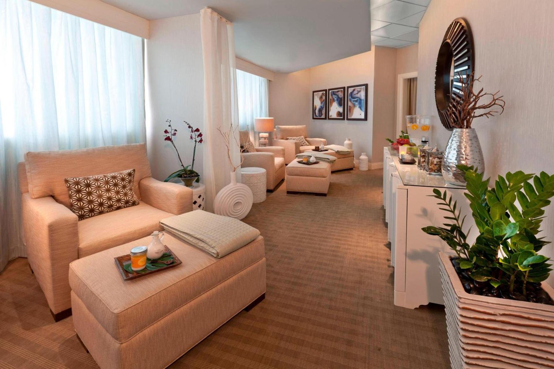 Sheraton Orlando Lake Buena Vista Resort - NEWLY RENOVATED! photo 20