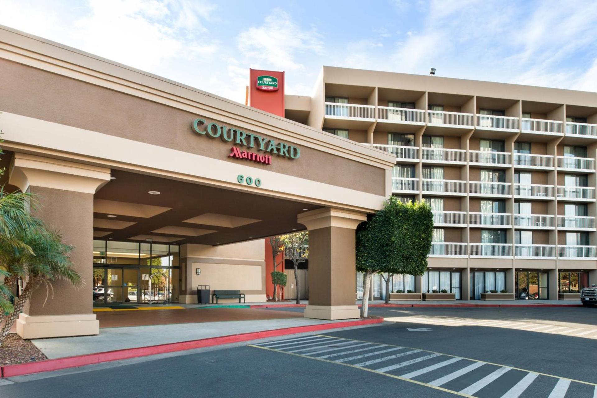 Holiday Inn Oxnard - Ventura by IHG — hotel in Oxnard