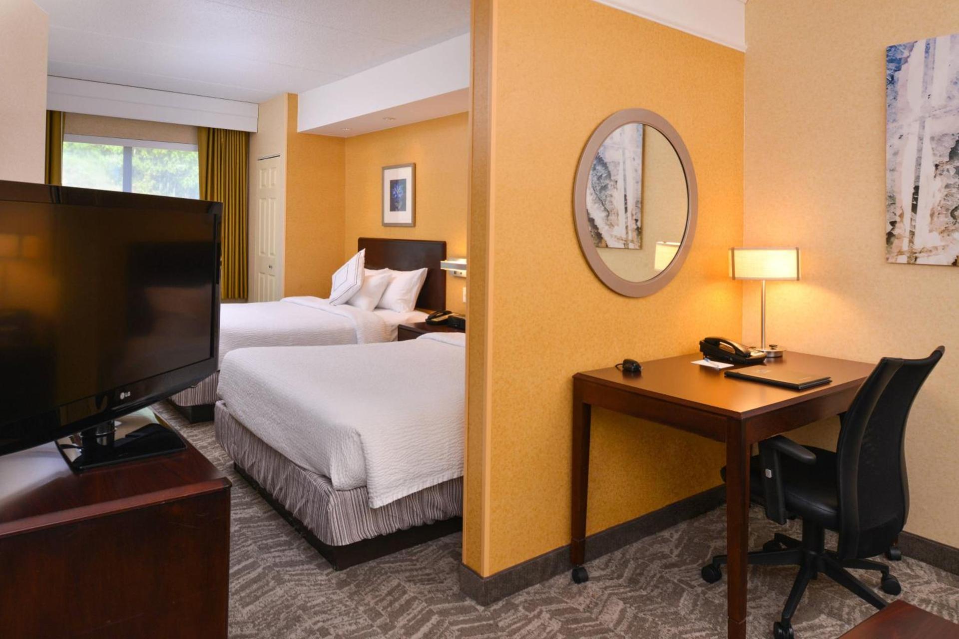 SpringHill Suites Pittsburgh Mills photo 8