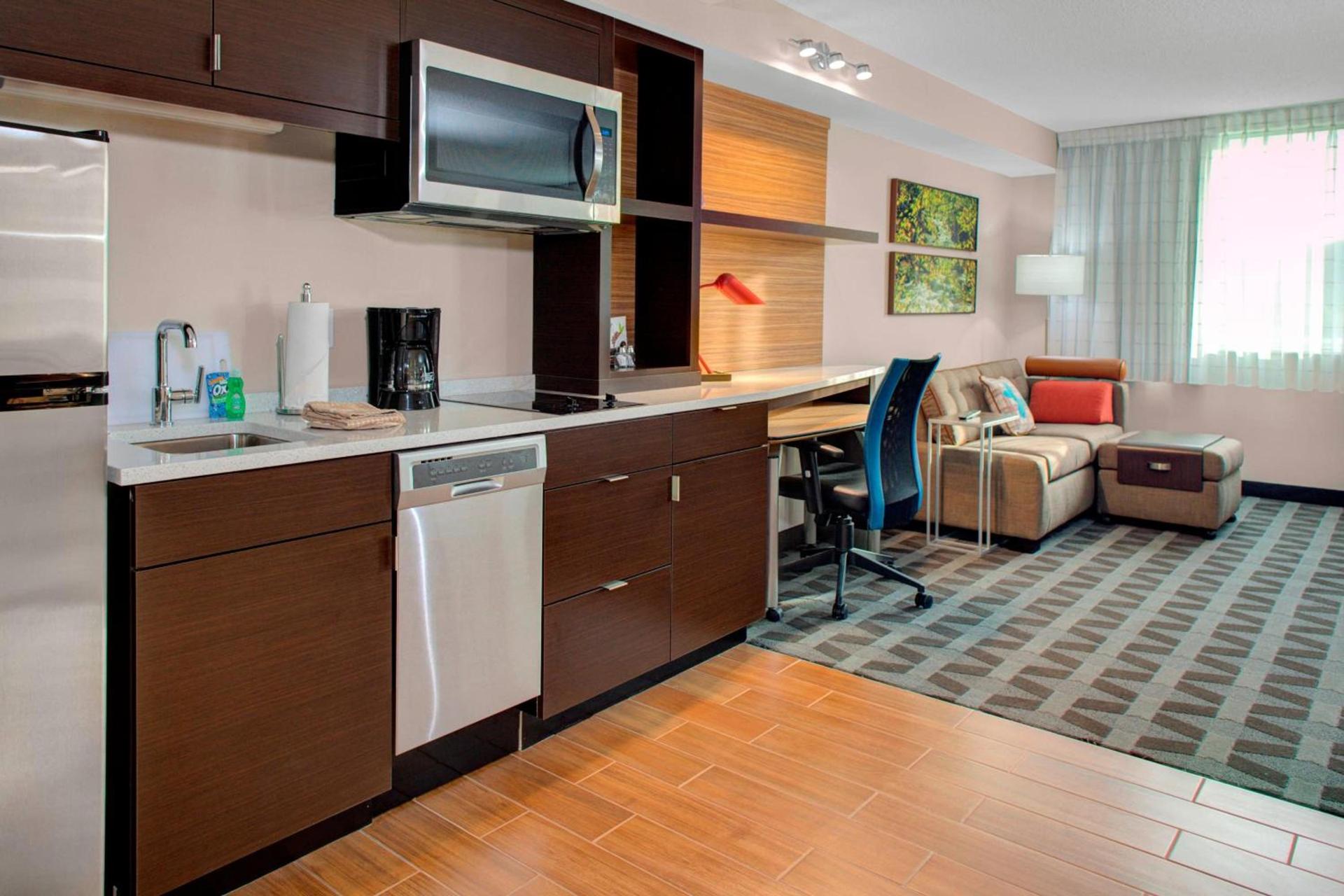 TownePlace Suites by Marriott Parkersburg photo 6