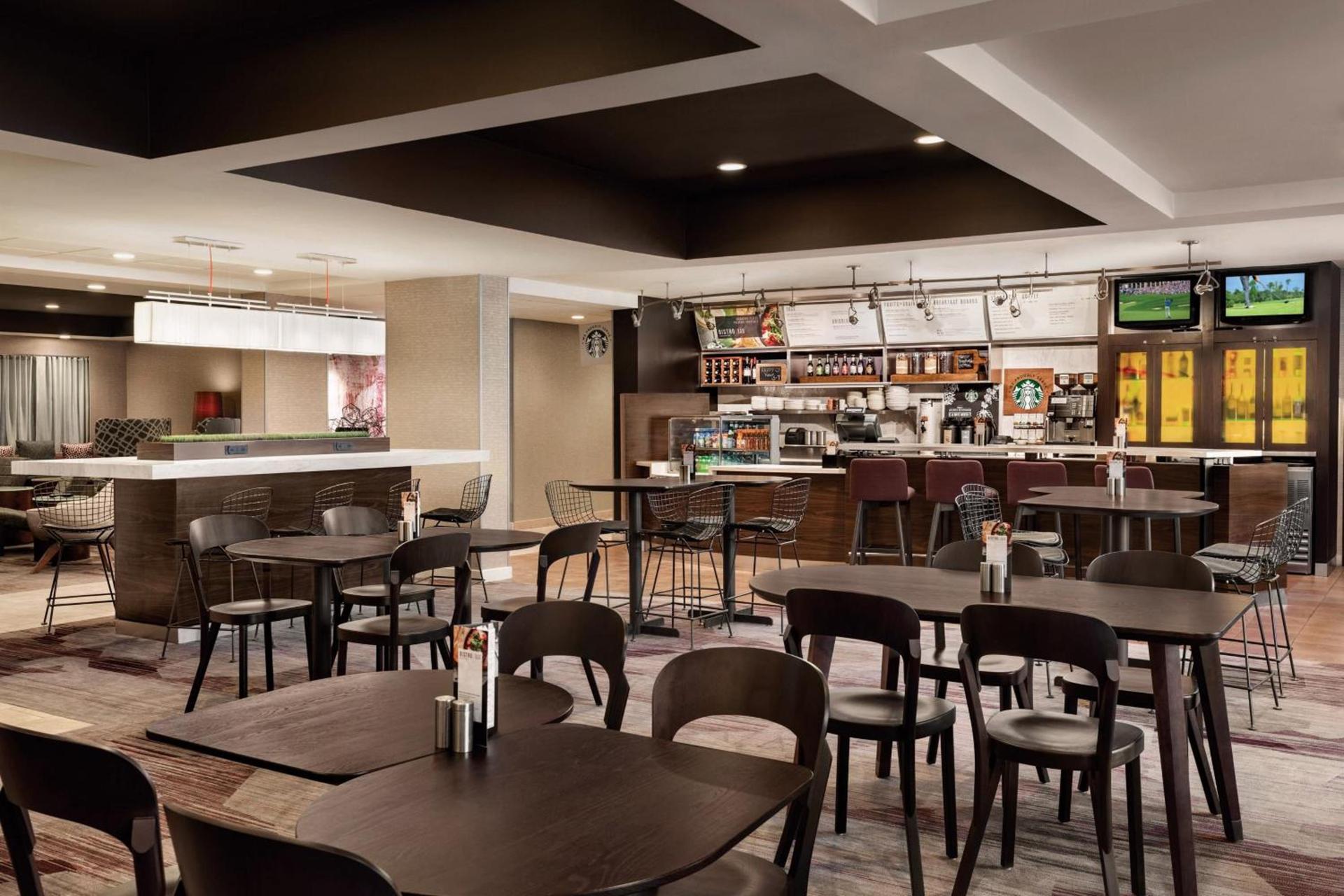 Courtyard by Marriott Topeka photo 20