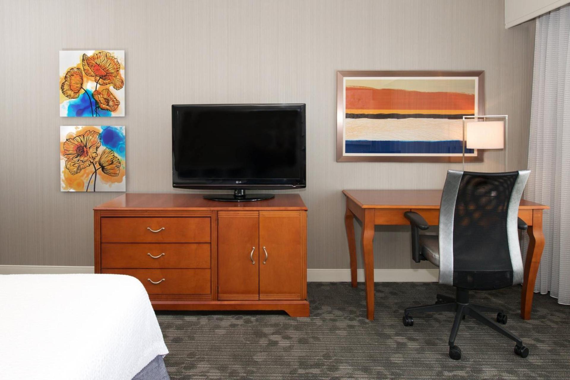 Courtyard by Marriott Newark Silicon Valley photo 27