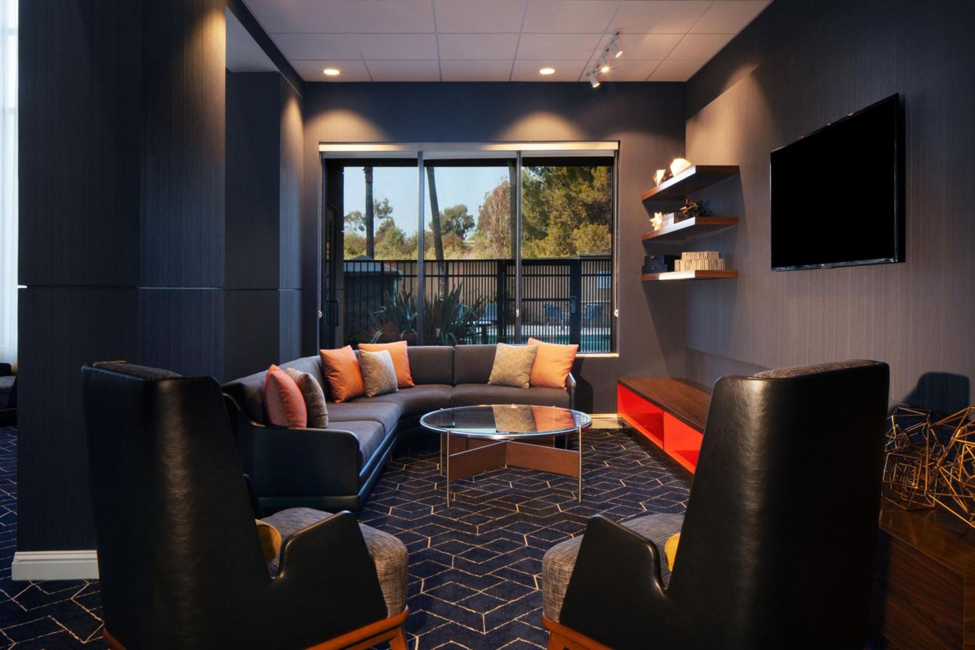 Courtyard by Marriott Newark Silicon Valley photo 7