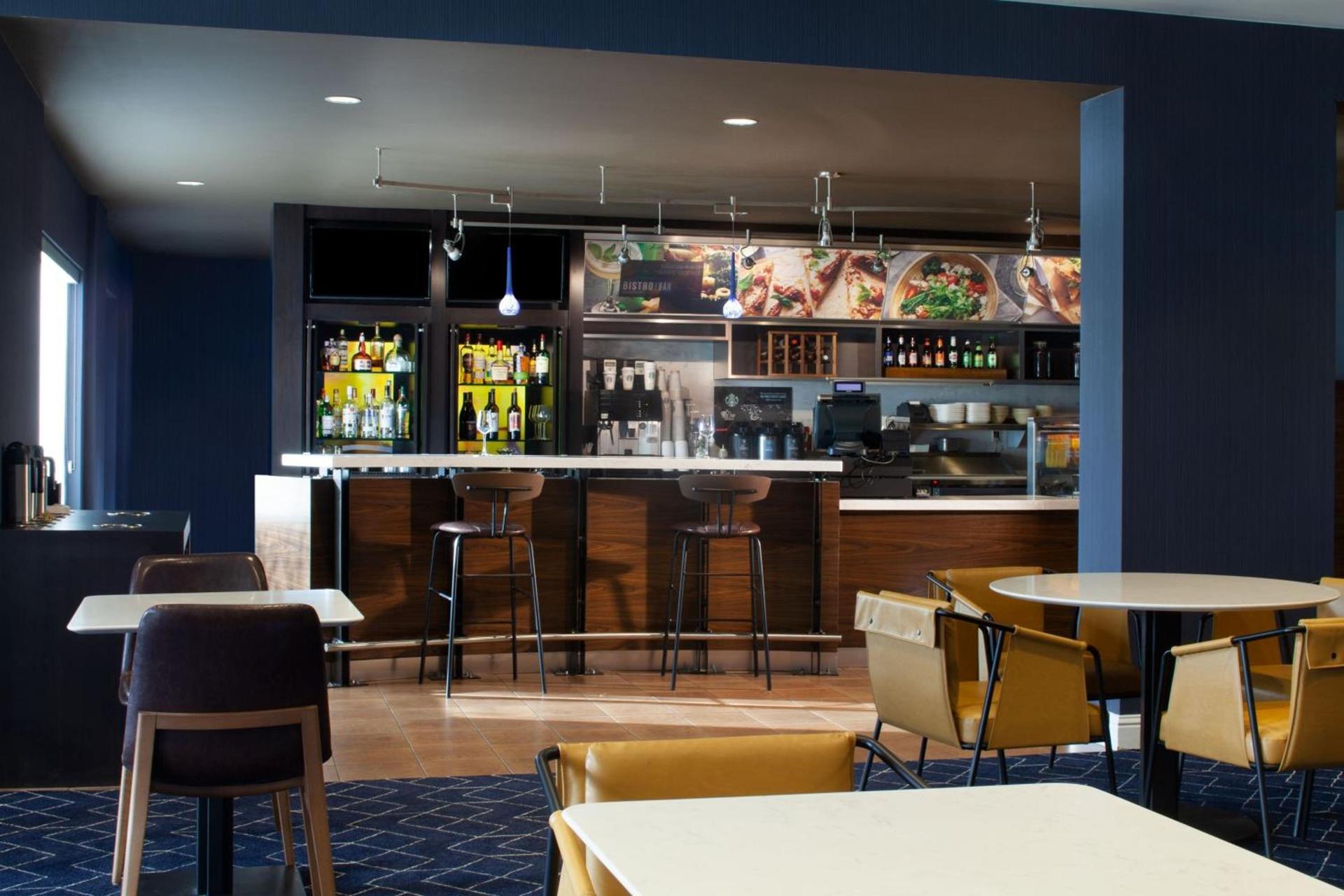 Courtyard by Marriott Newark Silicon Valley photo 39