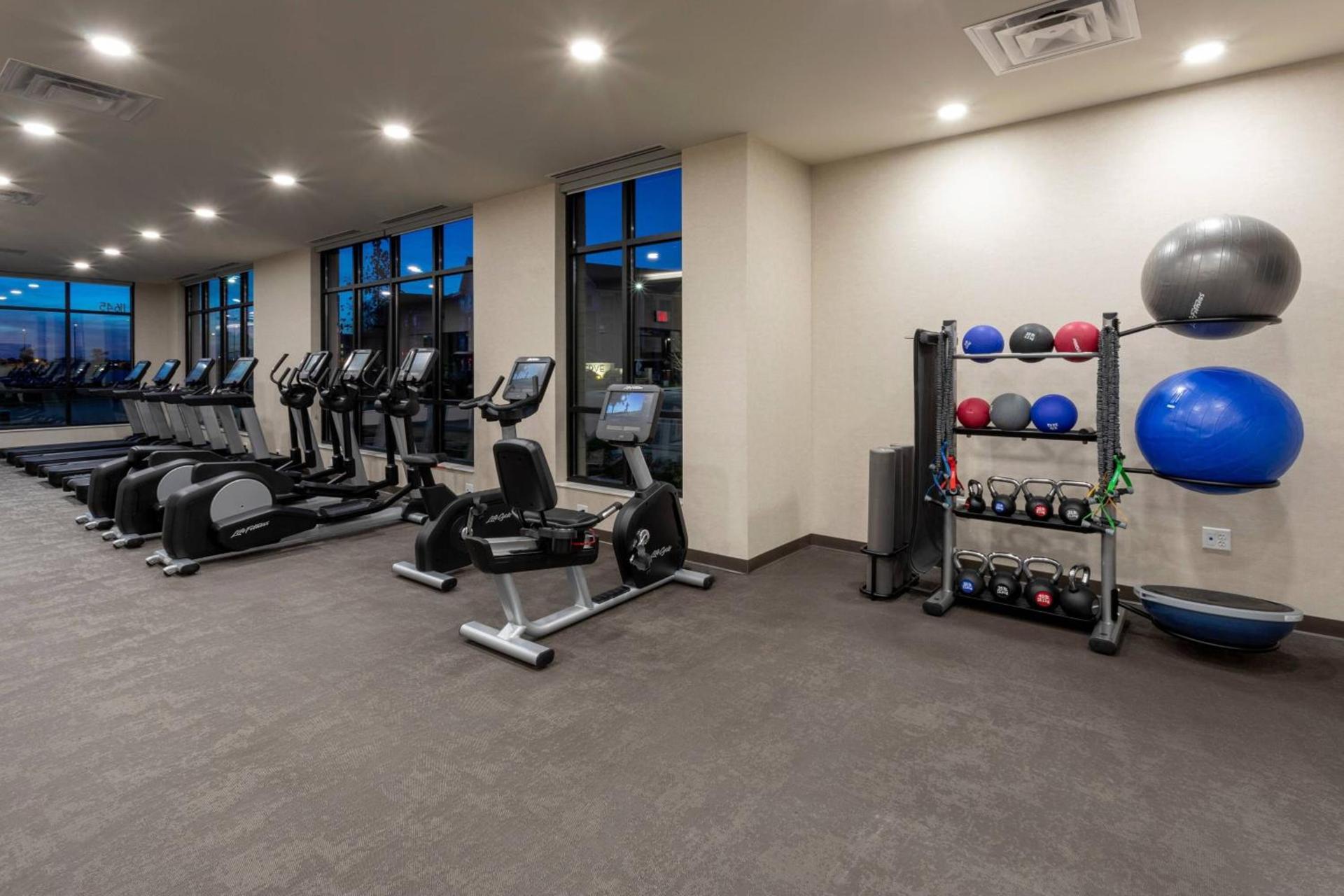 SpringHill Suites Minneapolis Maple Grove/Arbor Lakes photo 23