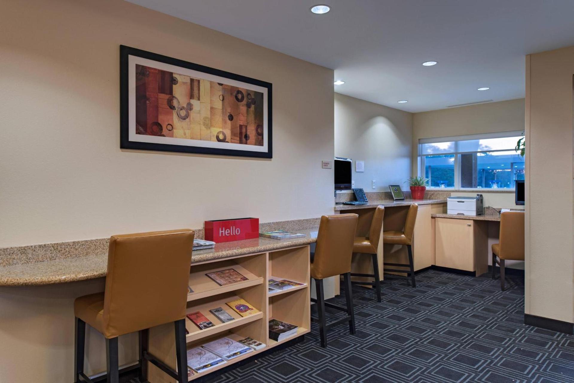 TownePlace Suites Fayetteville Cross Creek photo 20