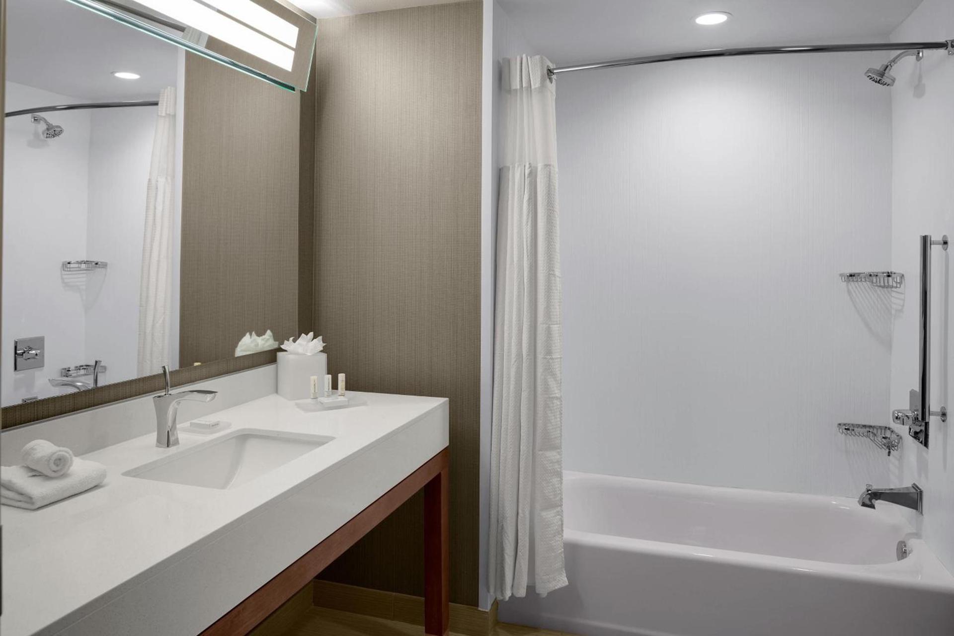 Courtyard by Marriott Dallas Flower Mound photo 28