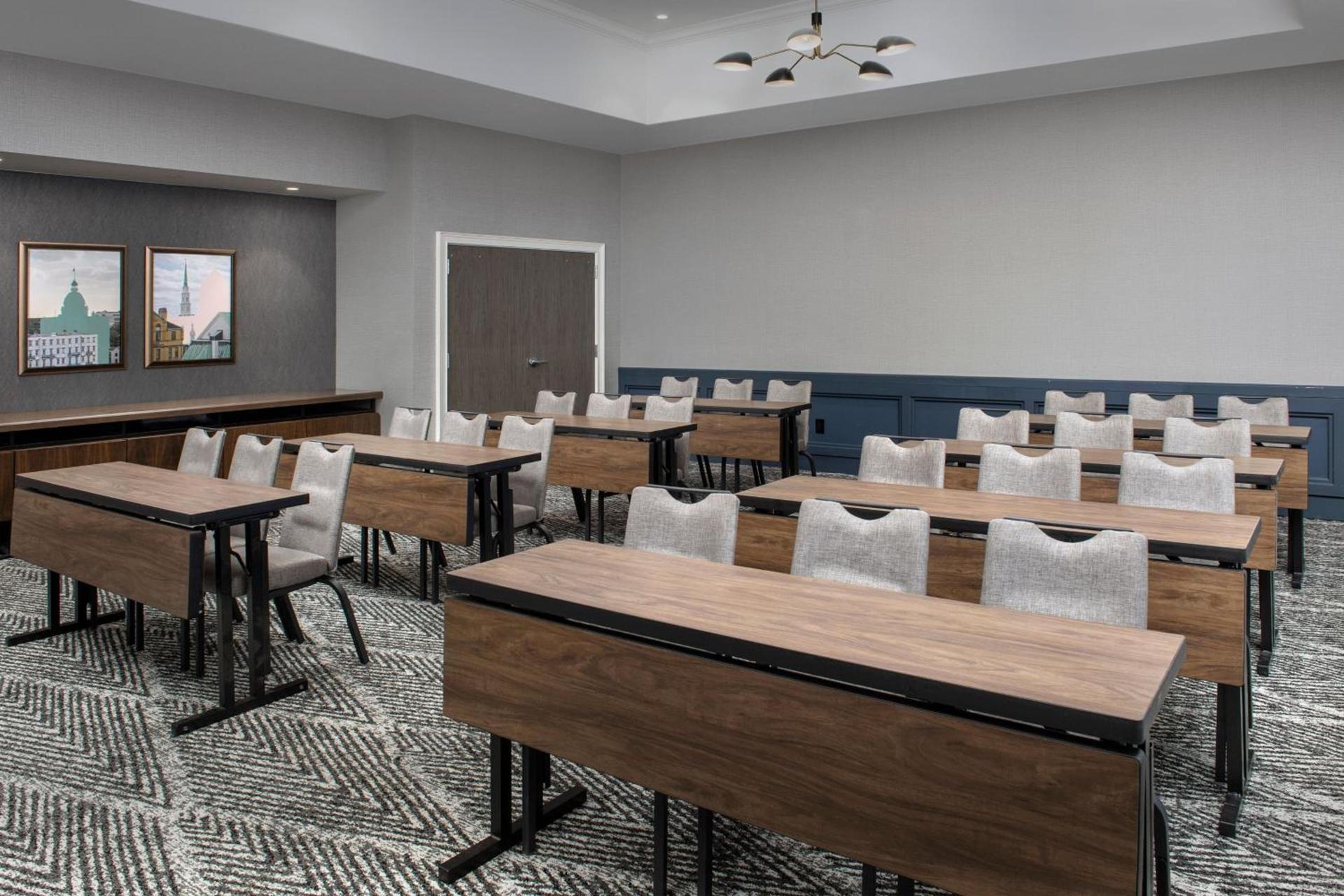 Courtyard by Marriott Savannah Downtown - Historic District photo 62