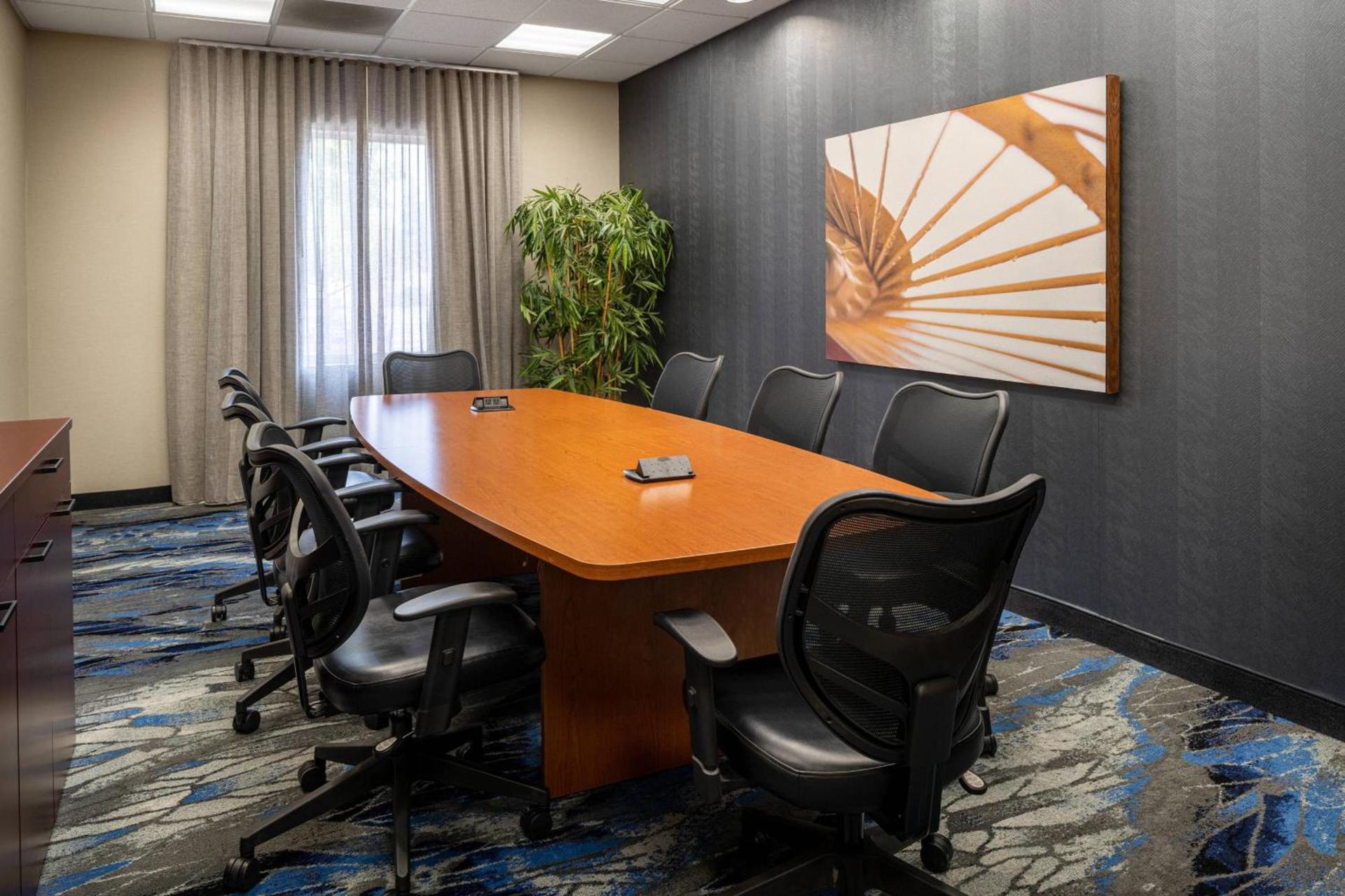 Fairfield Inn & Suites by Marriott Visalia Tulare photo 23