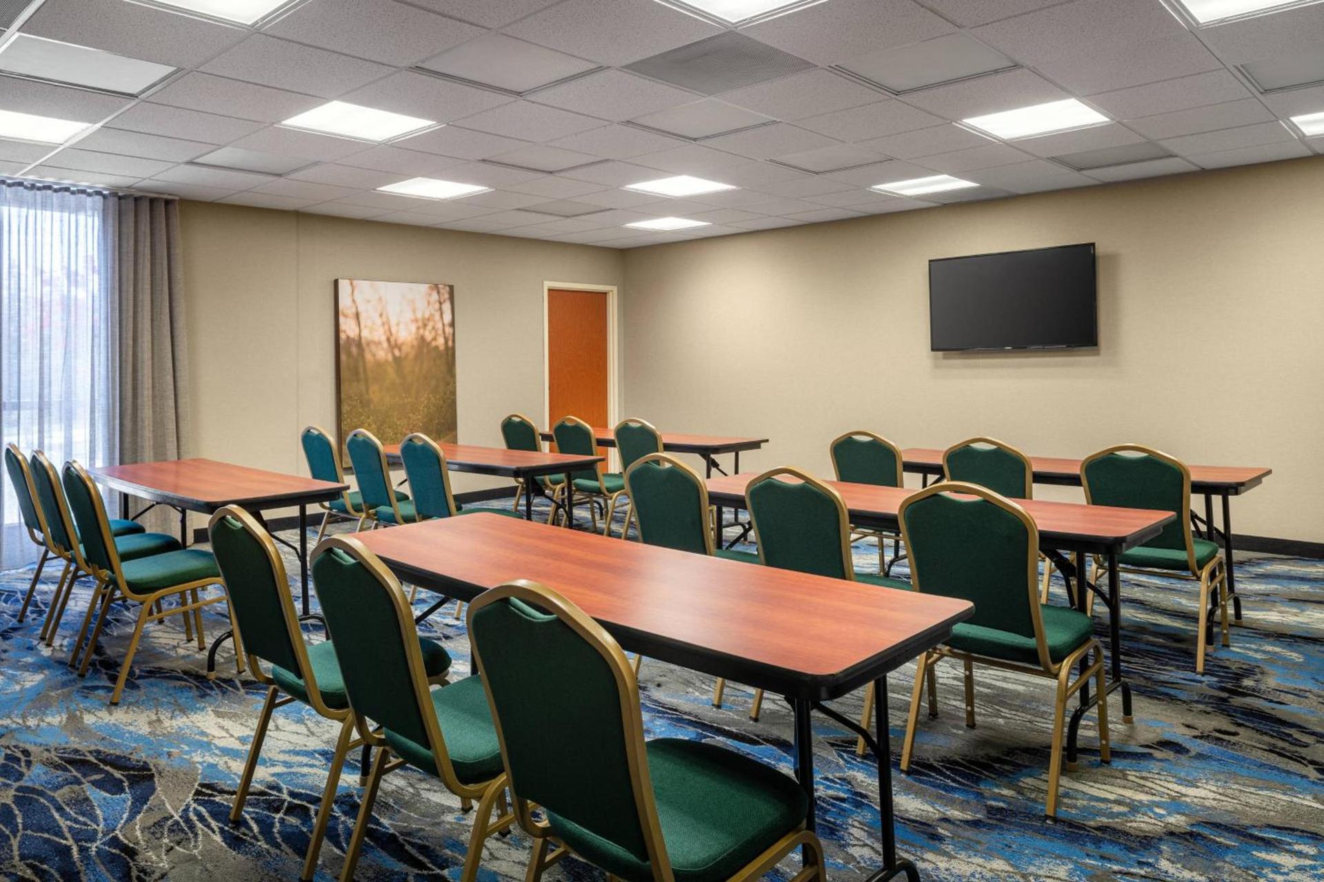 Fairfield Inn & Suites by Marriott Visalia Tulare photo 24