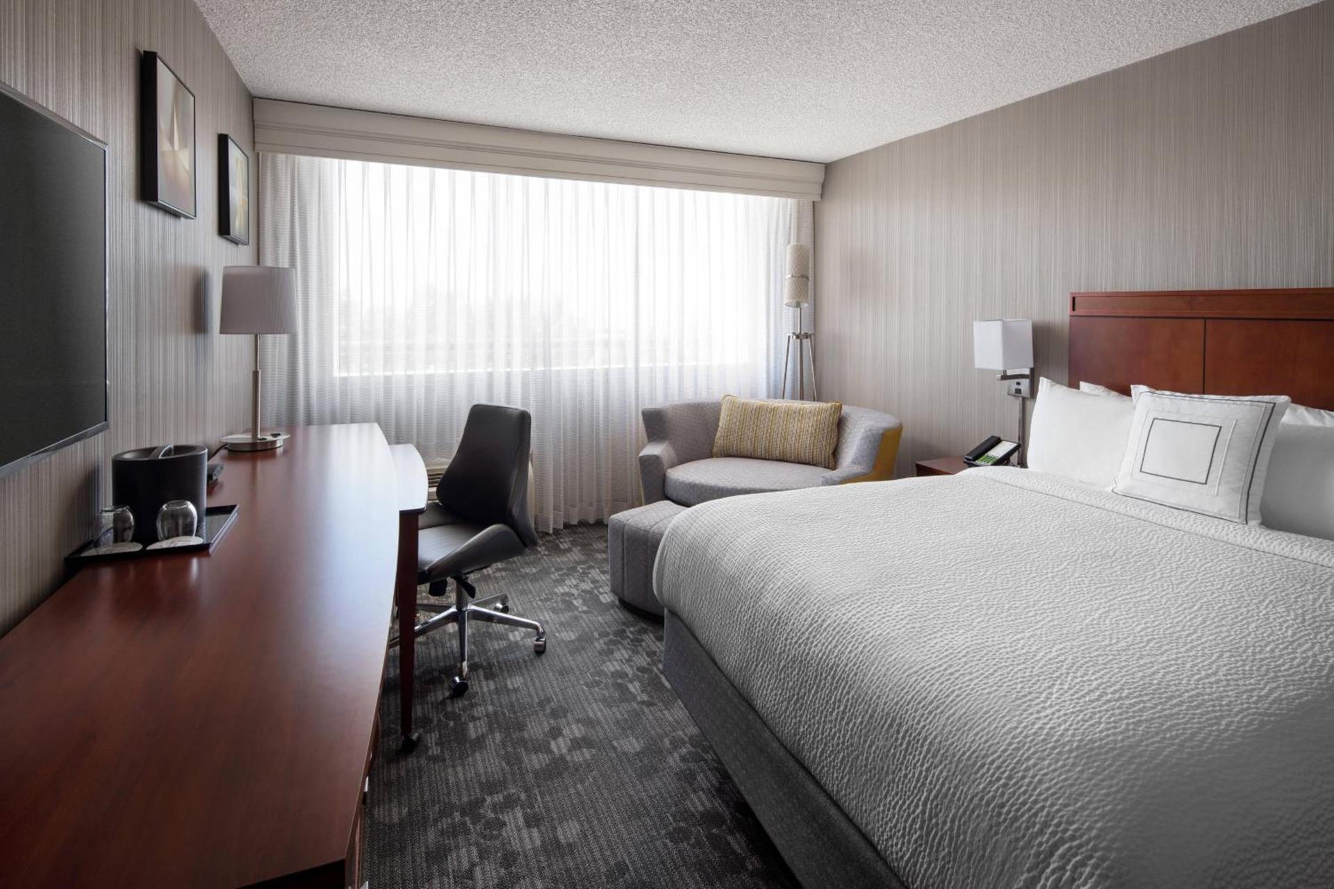 Courtyard by Marriott Richmond Berkeley photo 4