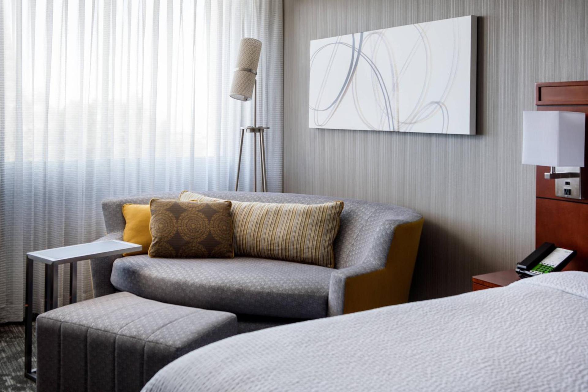 Courtyard by Marriott Richmond Berkeley photo 6