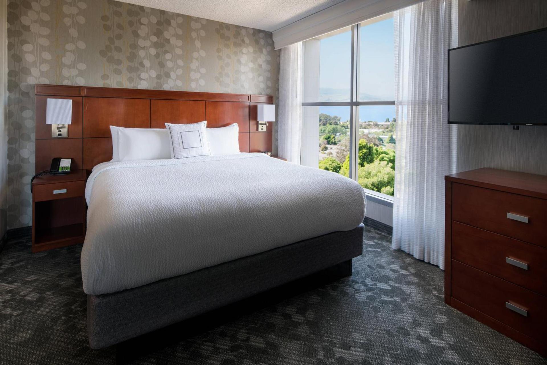 Courtyard by Marriott Richmond Berkeley photo 14