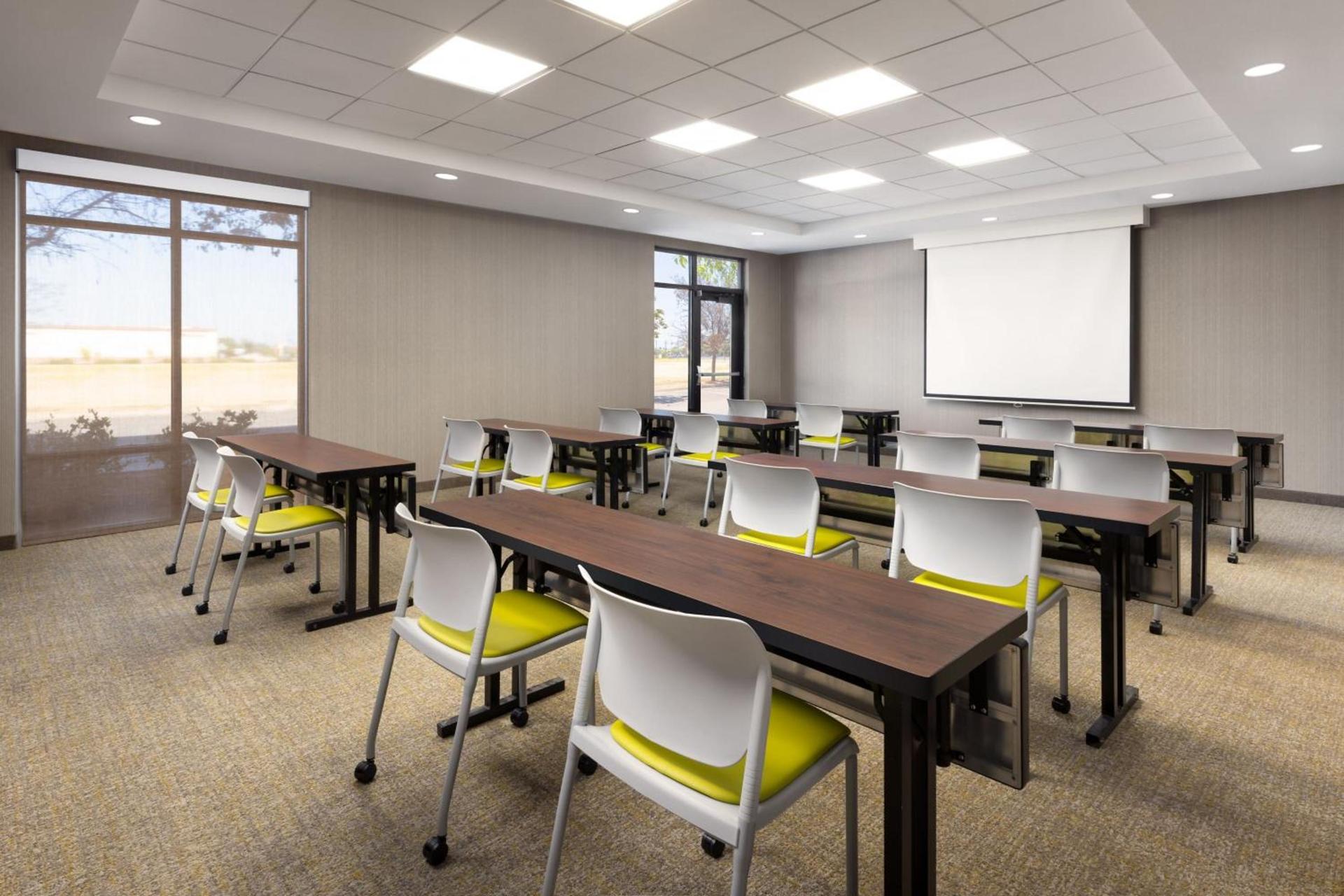 SpringHill Suites Fresno photo 19