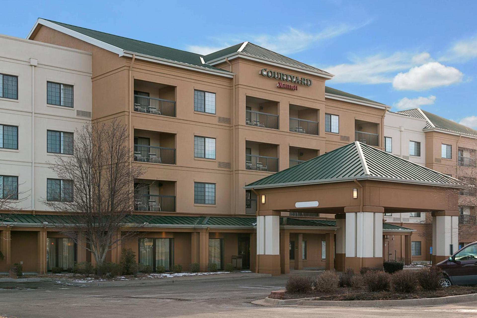 Courtyard Kansas City East/Blue Springs — hotel in Blue Springs