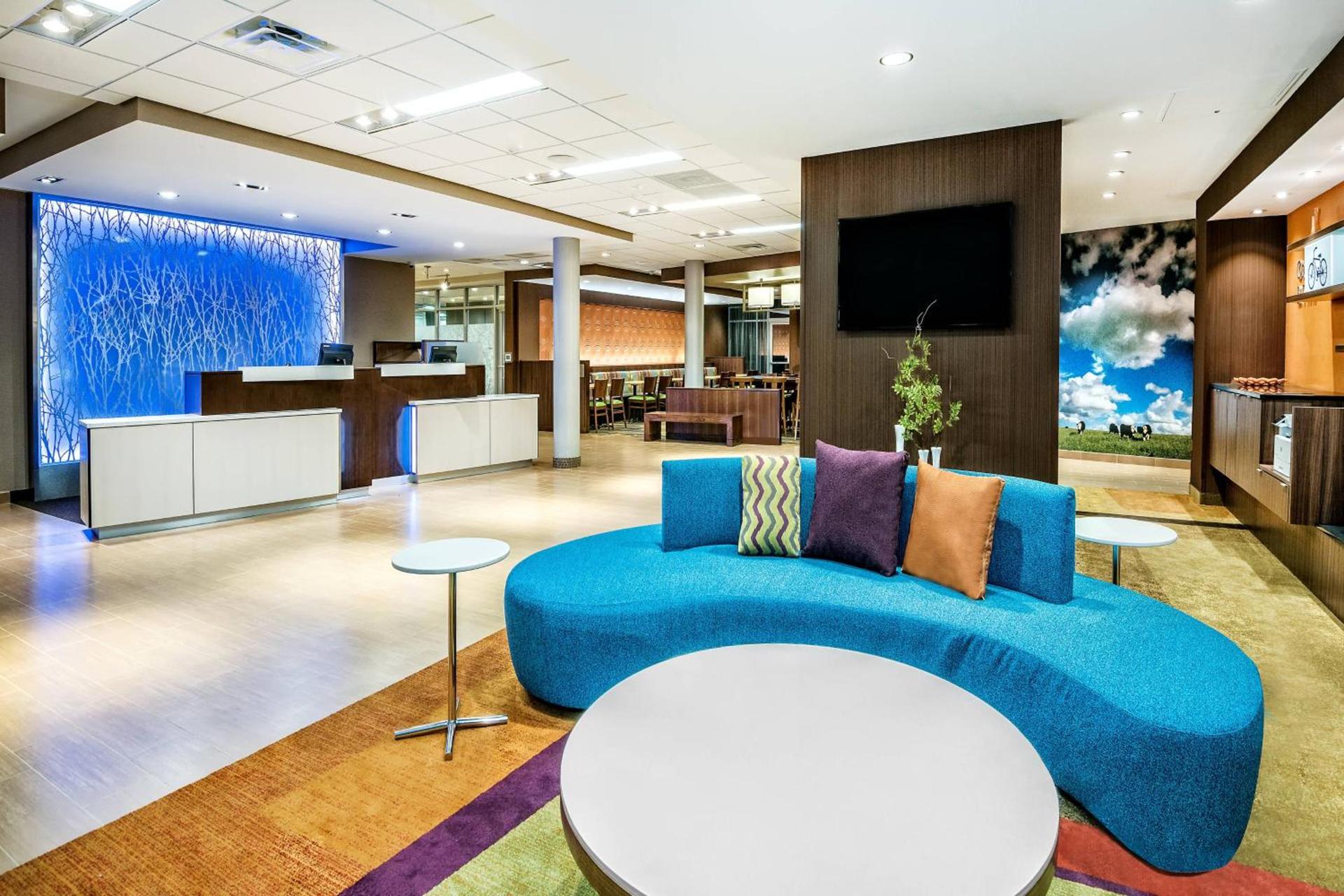 Fairfield Inn & Suites Van Canton Area photo 4