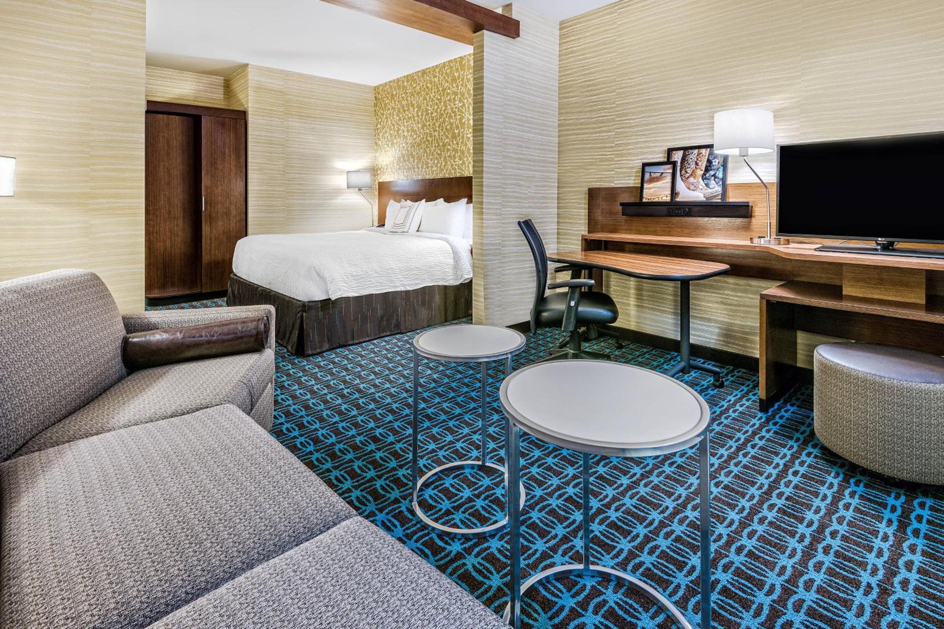 Fairfield Inn & Suites Van Canton Area photo 14