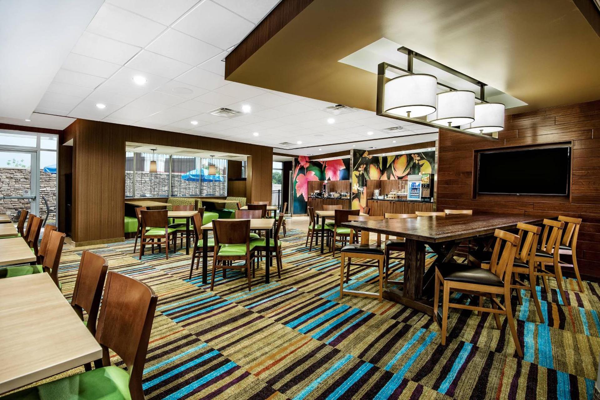 Fairfield Inn & Suites Van Canton Area photo 19